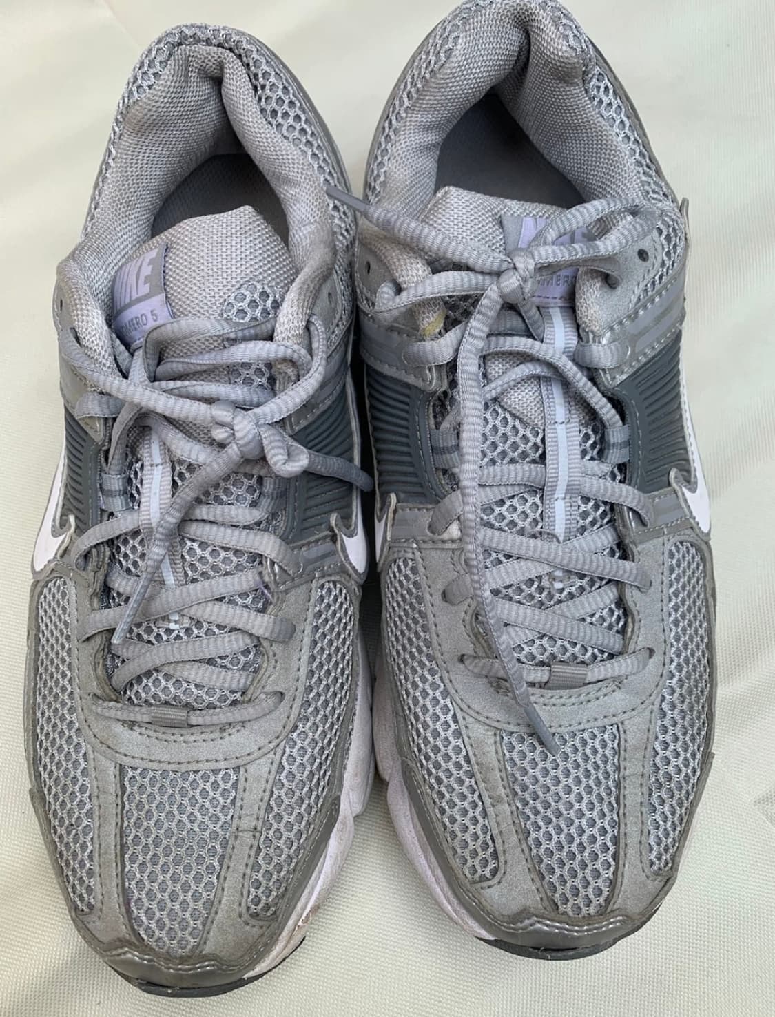 나이키 줌 보메로 5 울프 그레이 화이트 275 상품이미지2