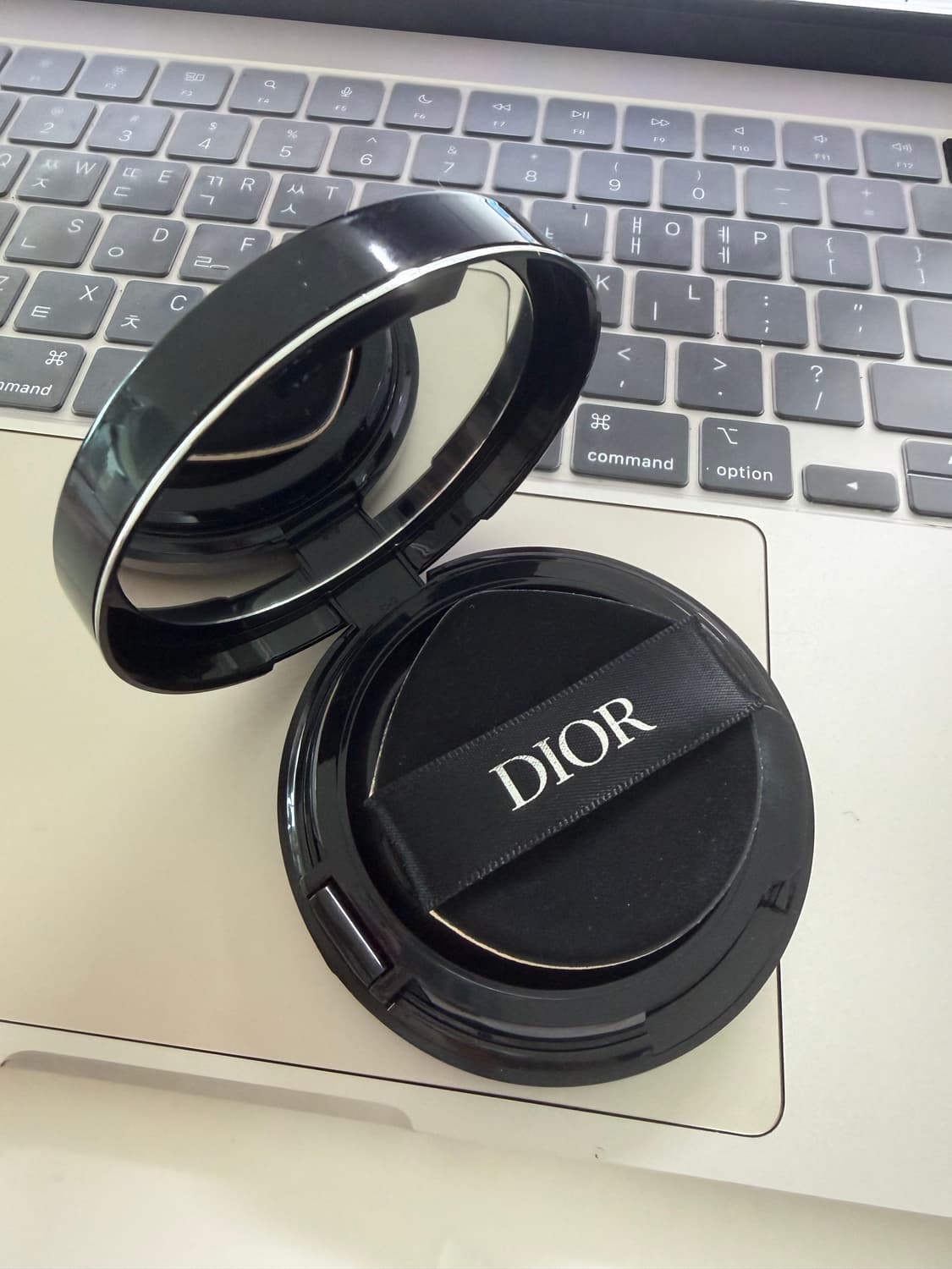 디올 포에버 스킨 글로우 쿠션 00N 상품이미지3