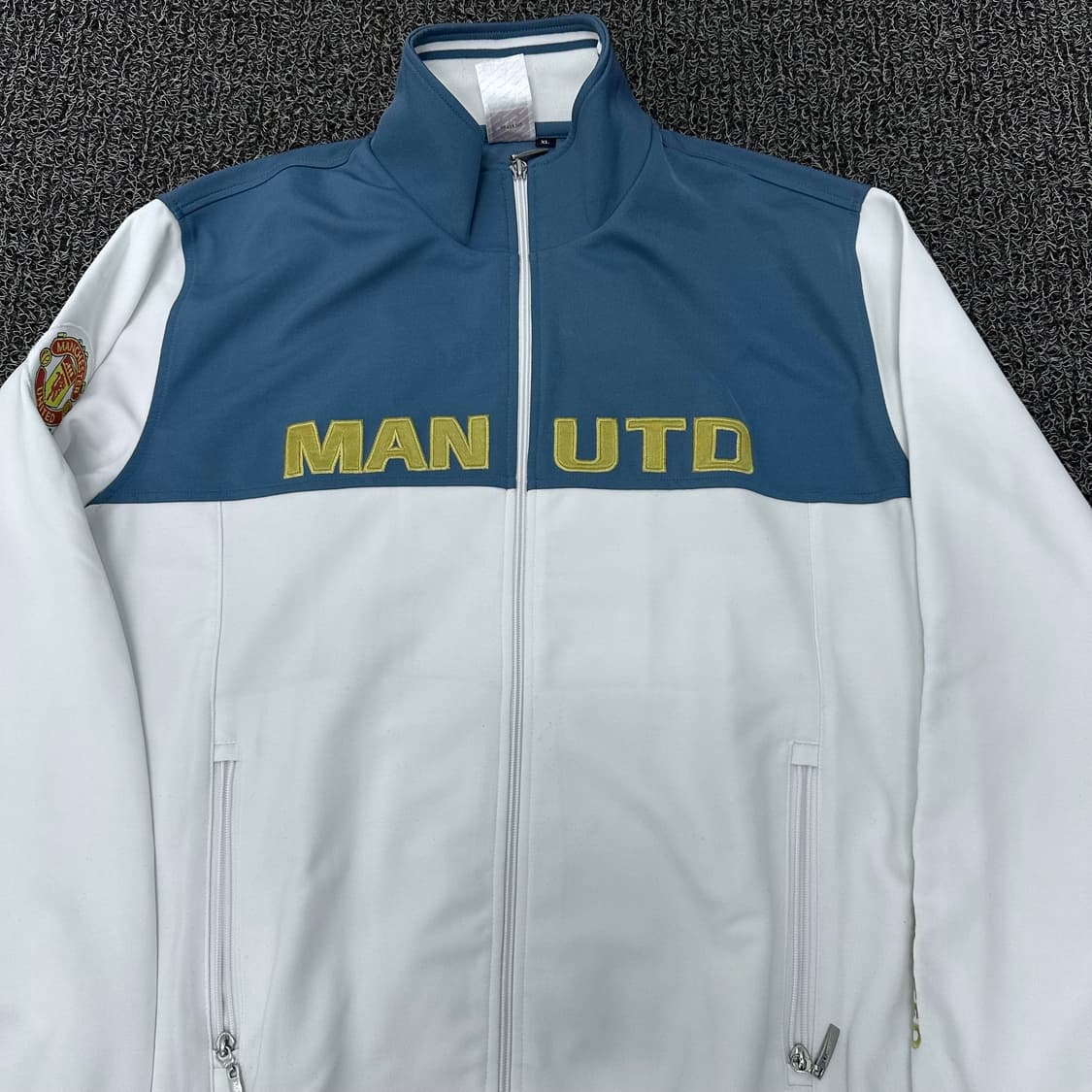 맨체스터유나이티드 오피셜 집업 져지 XL 상품이미지2