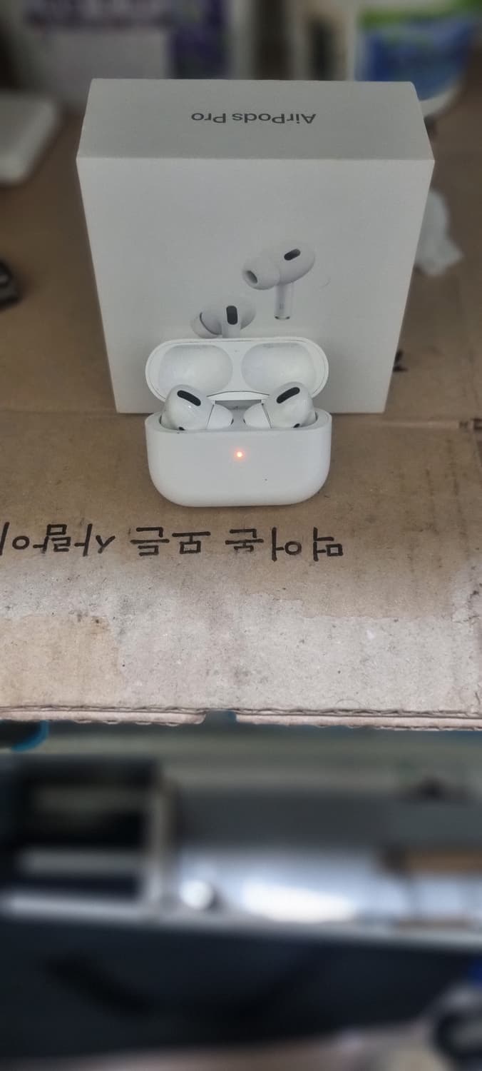 에어팟 프로 상품이미지1