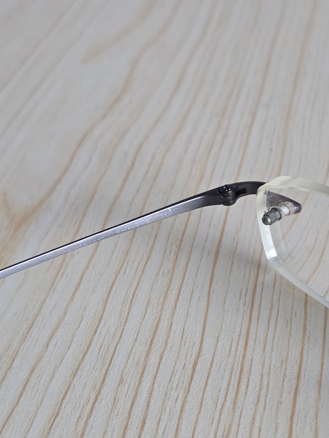 POLICE 무테 베타 티타늄 긱시크 안경  상품이미지4