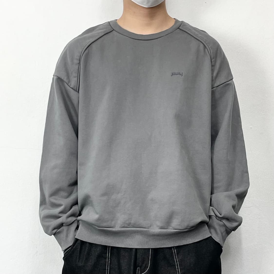 JUUN.J 준지 20FW 엠브로이더리 레터링 맨투맨 상품이미지2