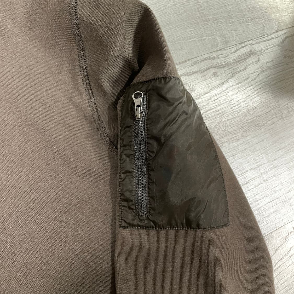 아모멘토 포켓 집업 자켓 Pocket Zip Up Jumper, Brow 상품이미지3