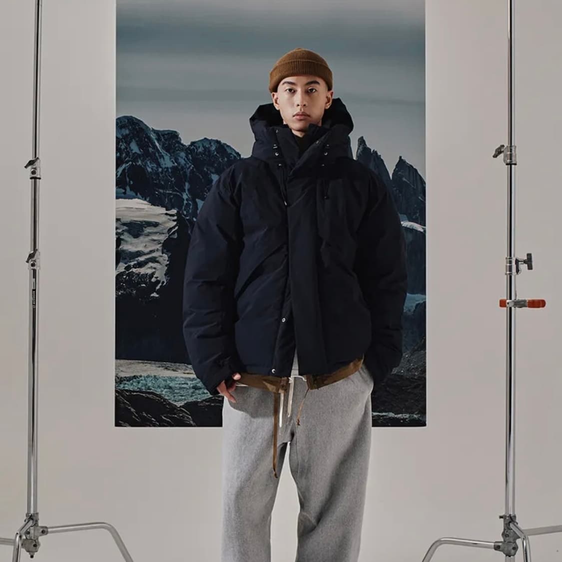 [L] 유니폼브릿지 유틸리티 마운틴다운 파카 네이비 상품이미지4