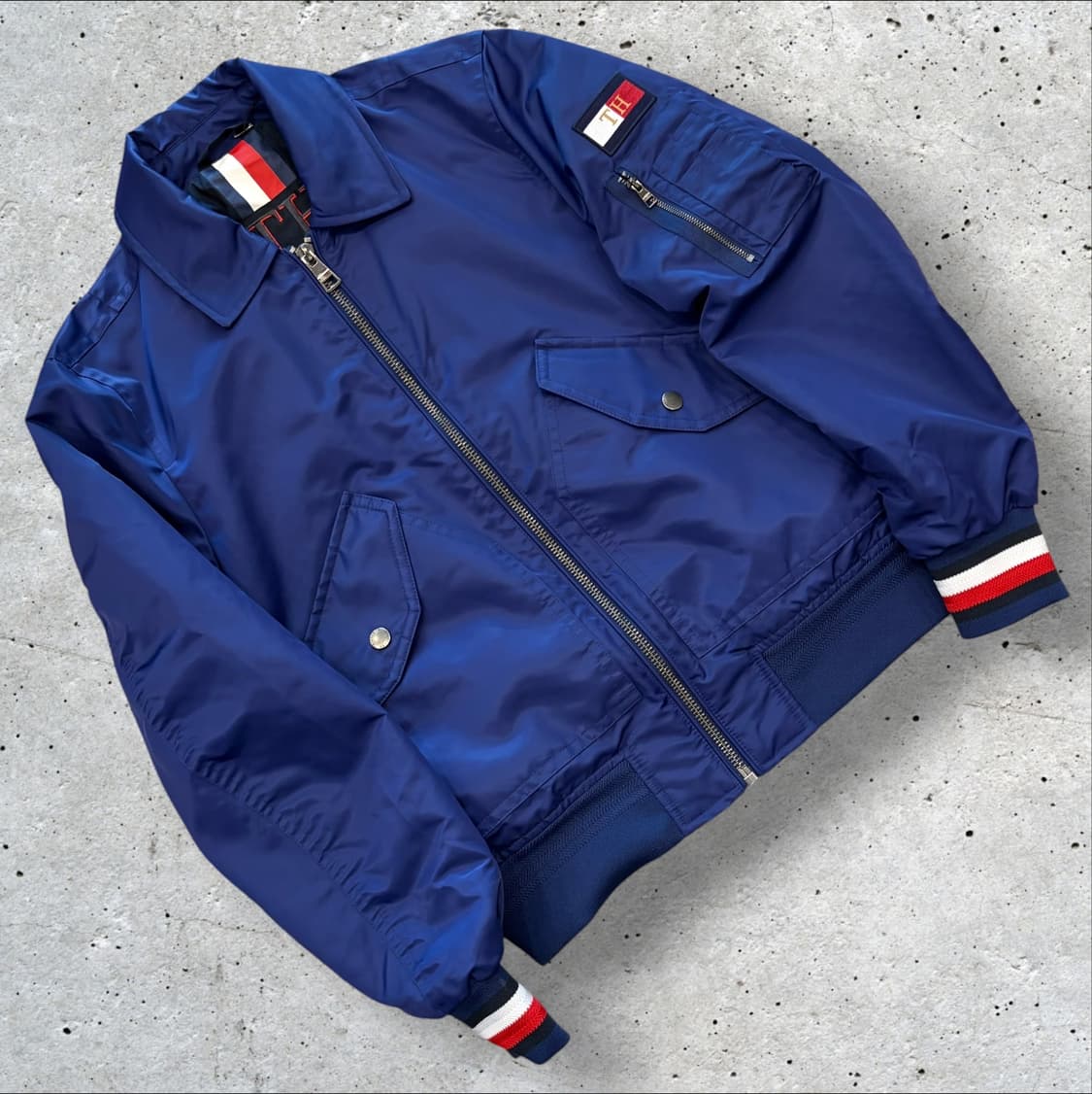 [M] 타미힐피거 빅로고 자수 봄버 자켓 네이비 D798 상품이미지2