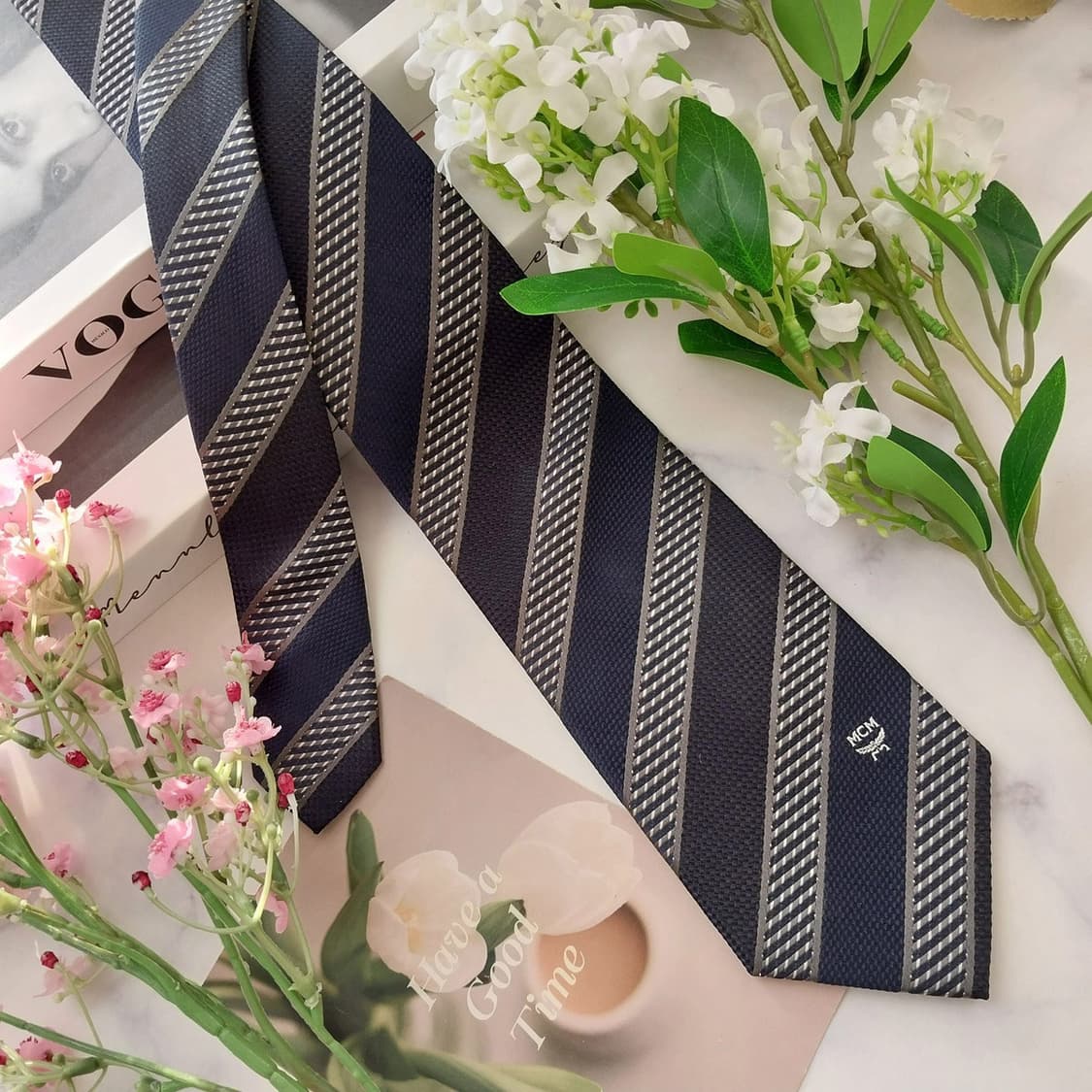 MCM 실크 스트라이프 텍스처 넥타이 8.1cm A+등급 K1553
 상품이미지2