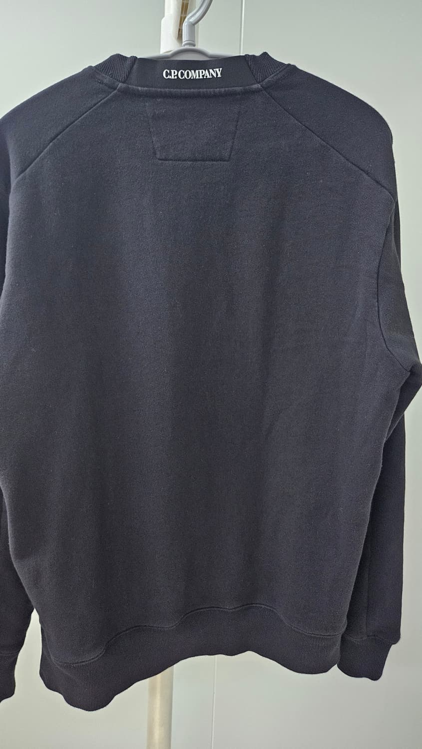 cp company 24fw 맨투맨 블랙(M) 상품이미지3