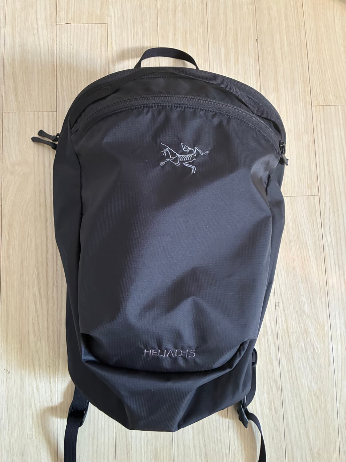 아크테릭스 헬리아드 15 블랙 백팩 상품이미지1