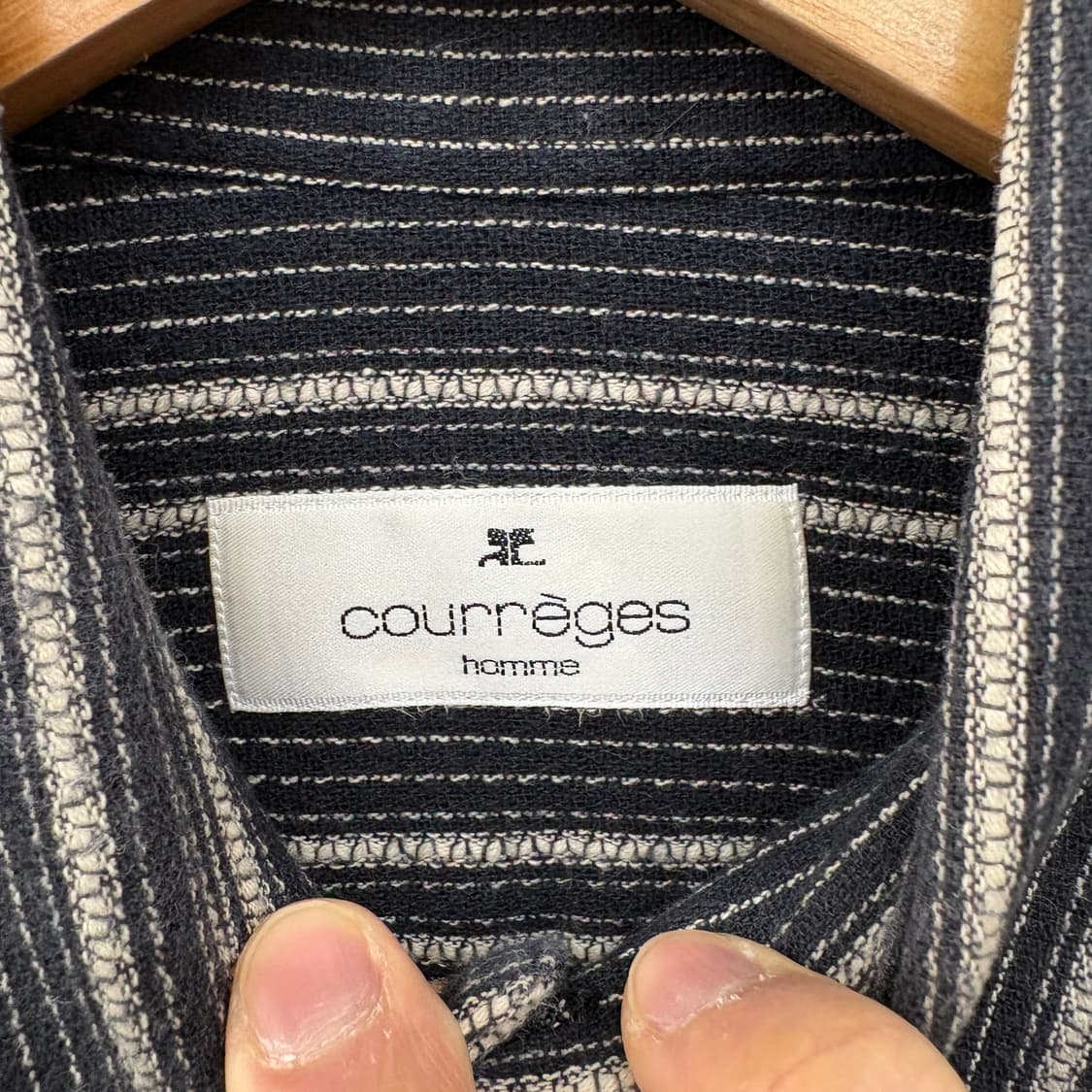 꾸레쥬 블랙 스트라이프 긴팔 셔츠 여성M 상품이미지4