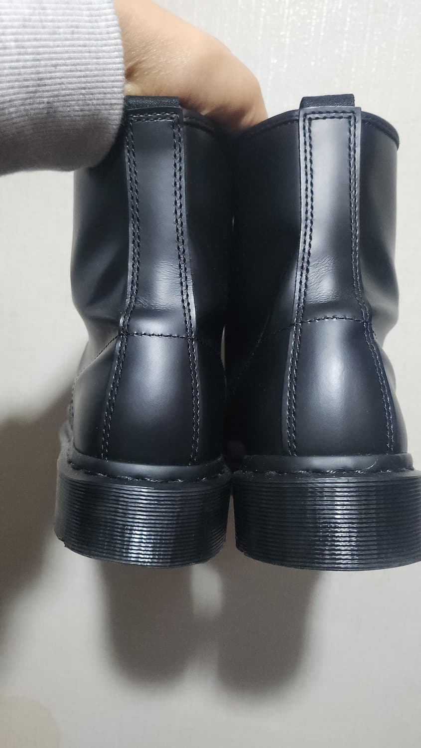 닥터마틴 1460 모노블랙 260 사이즈 상품이미지6