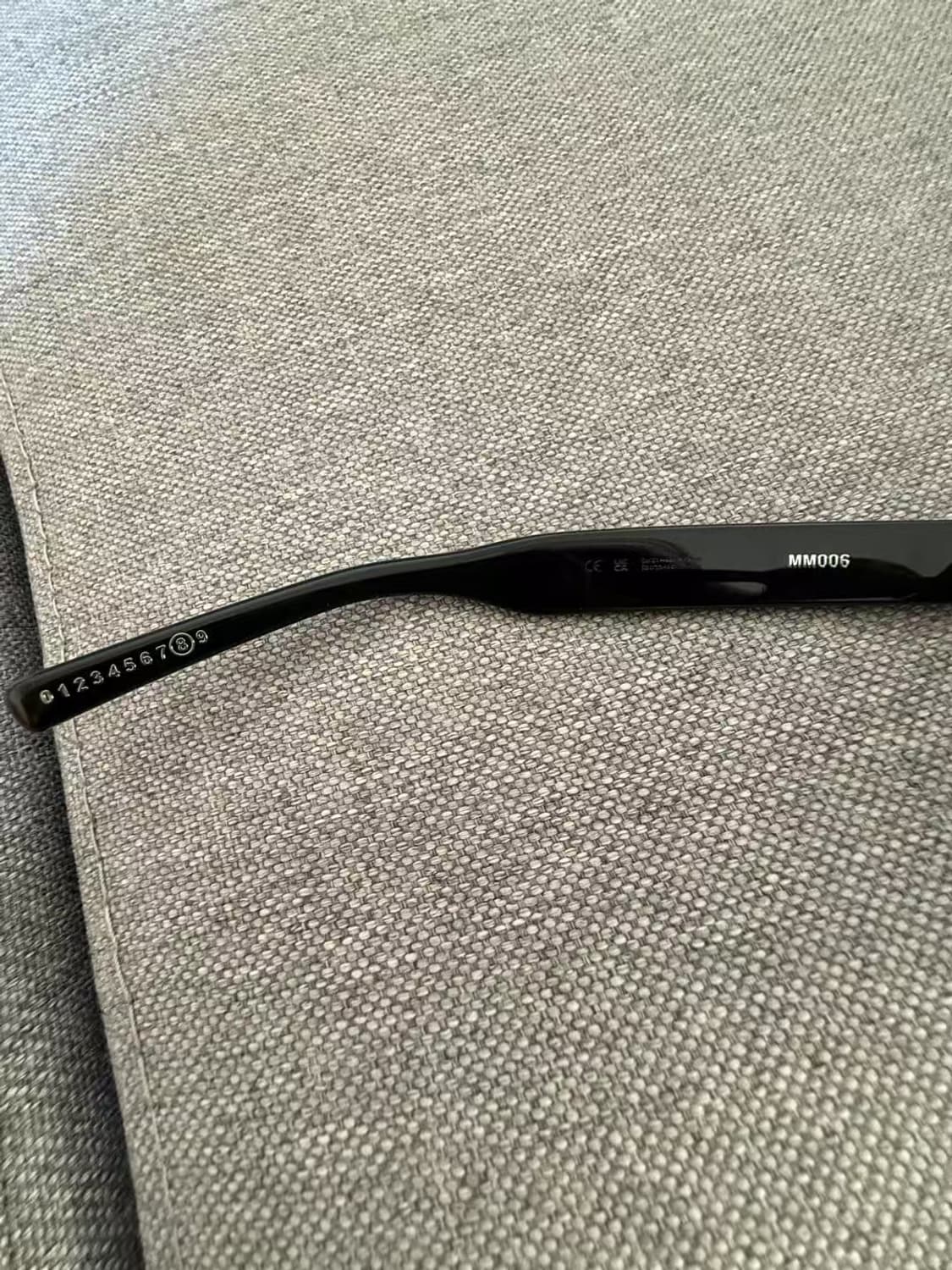 (정품)젠틀몬스터x메종마르지엘라 MM006 01 선글라스 
 상품이미지4