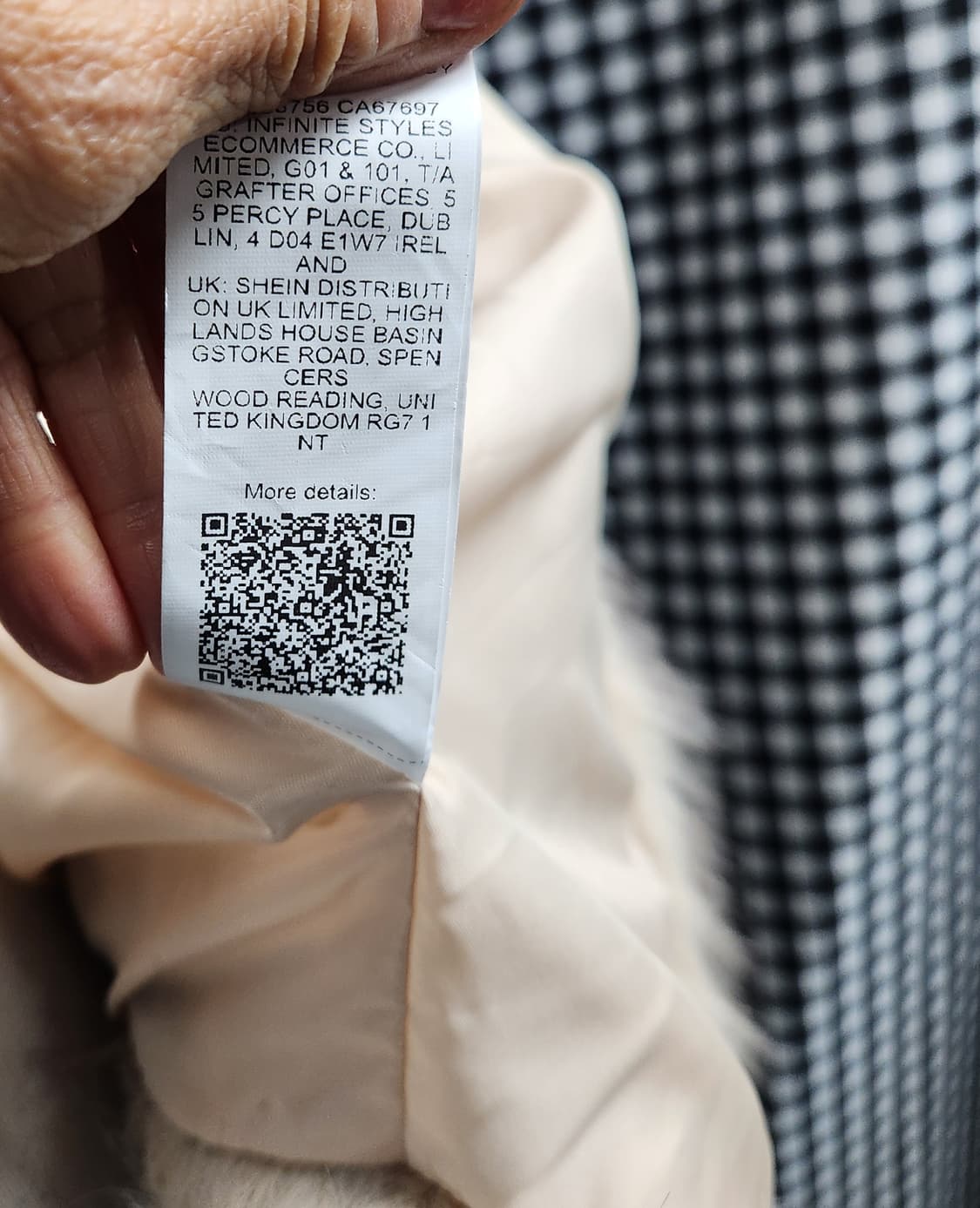 베이지 볼륨 퍼 숏자켓 / 연말·파티룩 상품이미지8