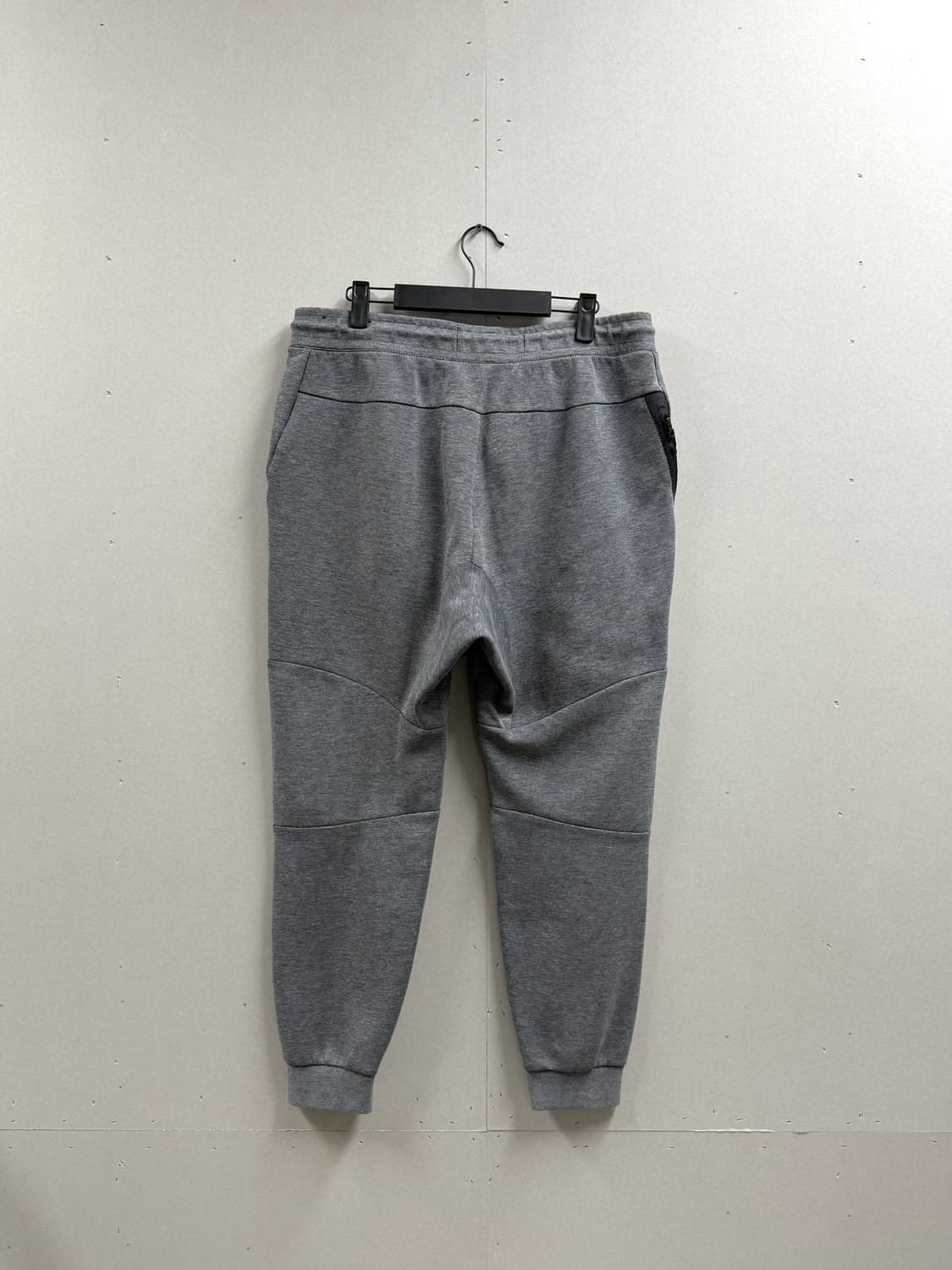 남성 xxl / 나이키 퓨추라 테크팩 조거팬츠 차콜 상품이미지5