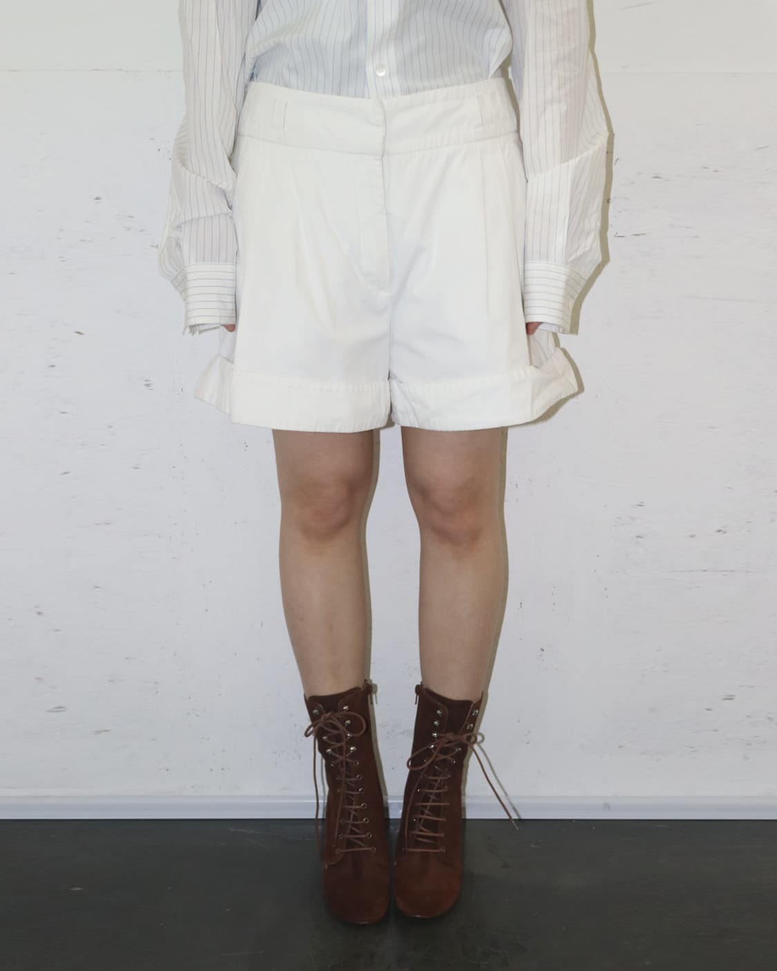 후세인 샬라얀 투턱 폴디드 쇼츠 상품이미지1