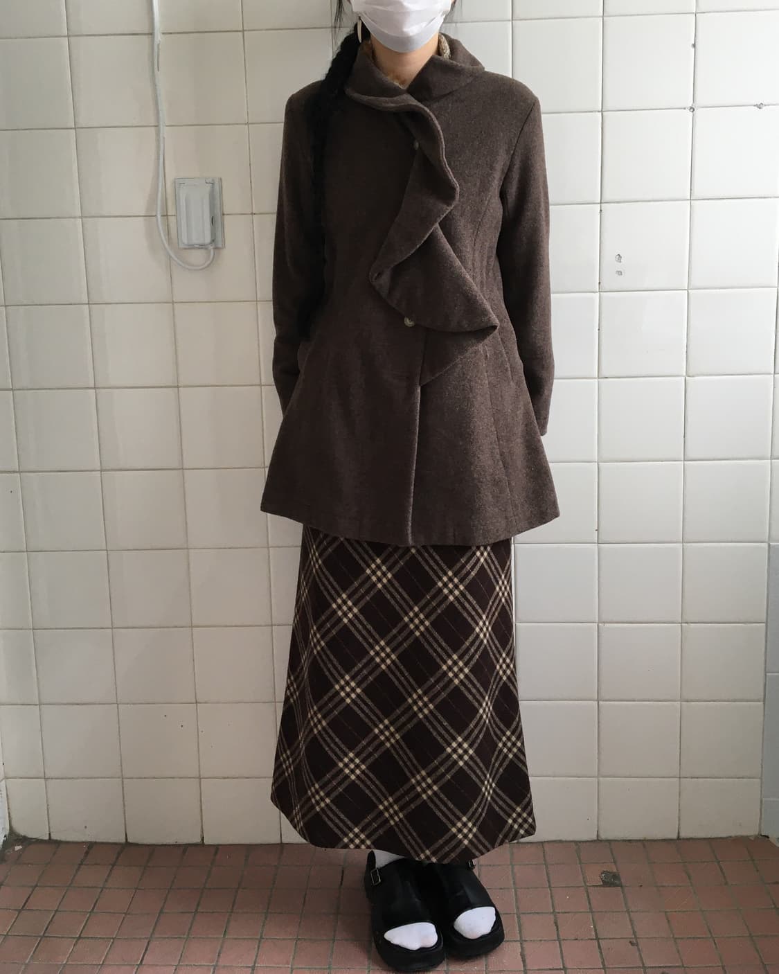 Ruffle point coat 상품이미지1