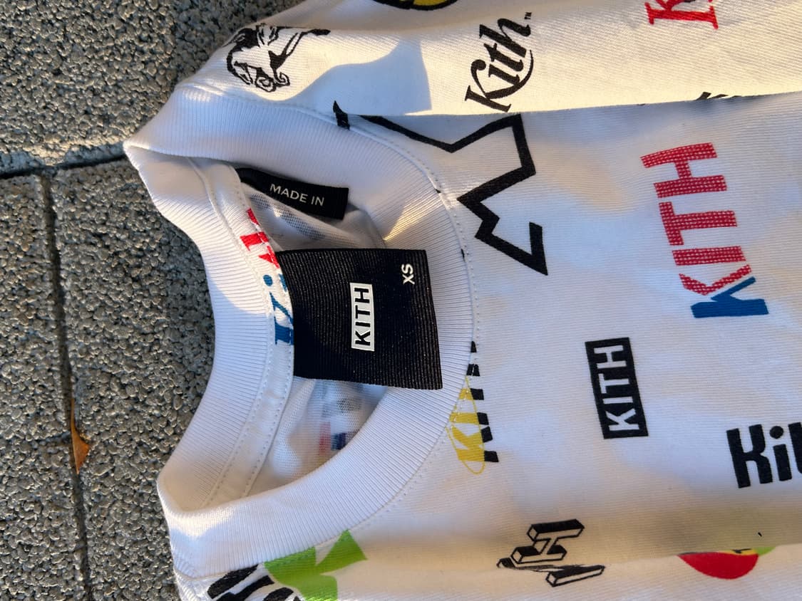 *새상품* kith X converse 멀티 로고 프린팅 롱슬리브 상품이미지3