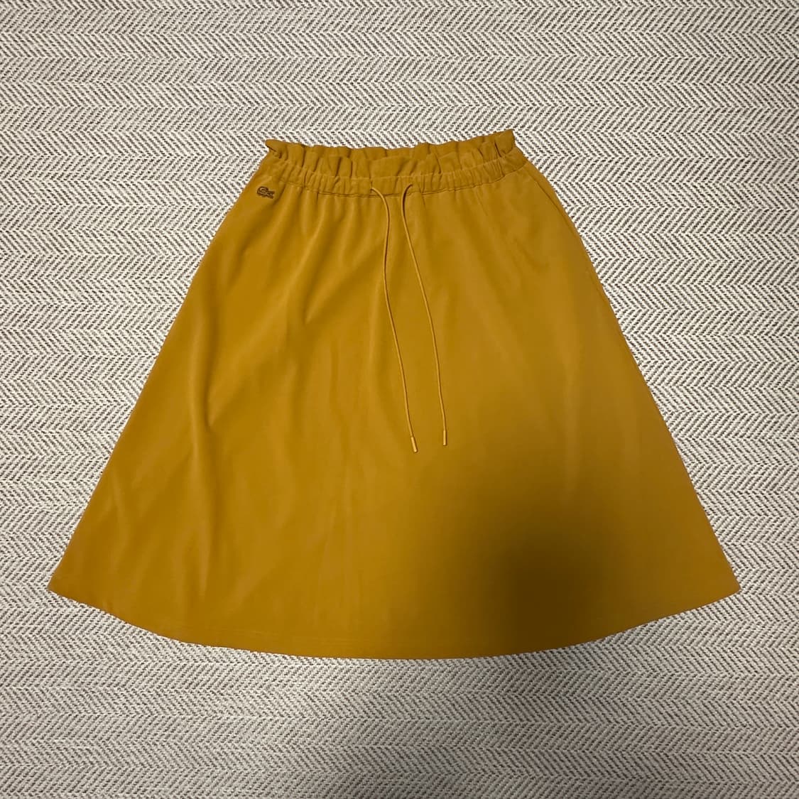 LACOSTE polyester skirt mustard 상품이미지1