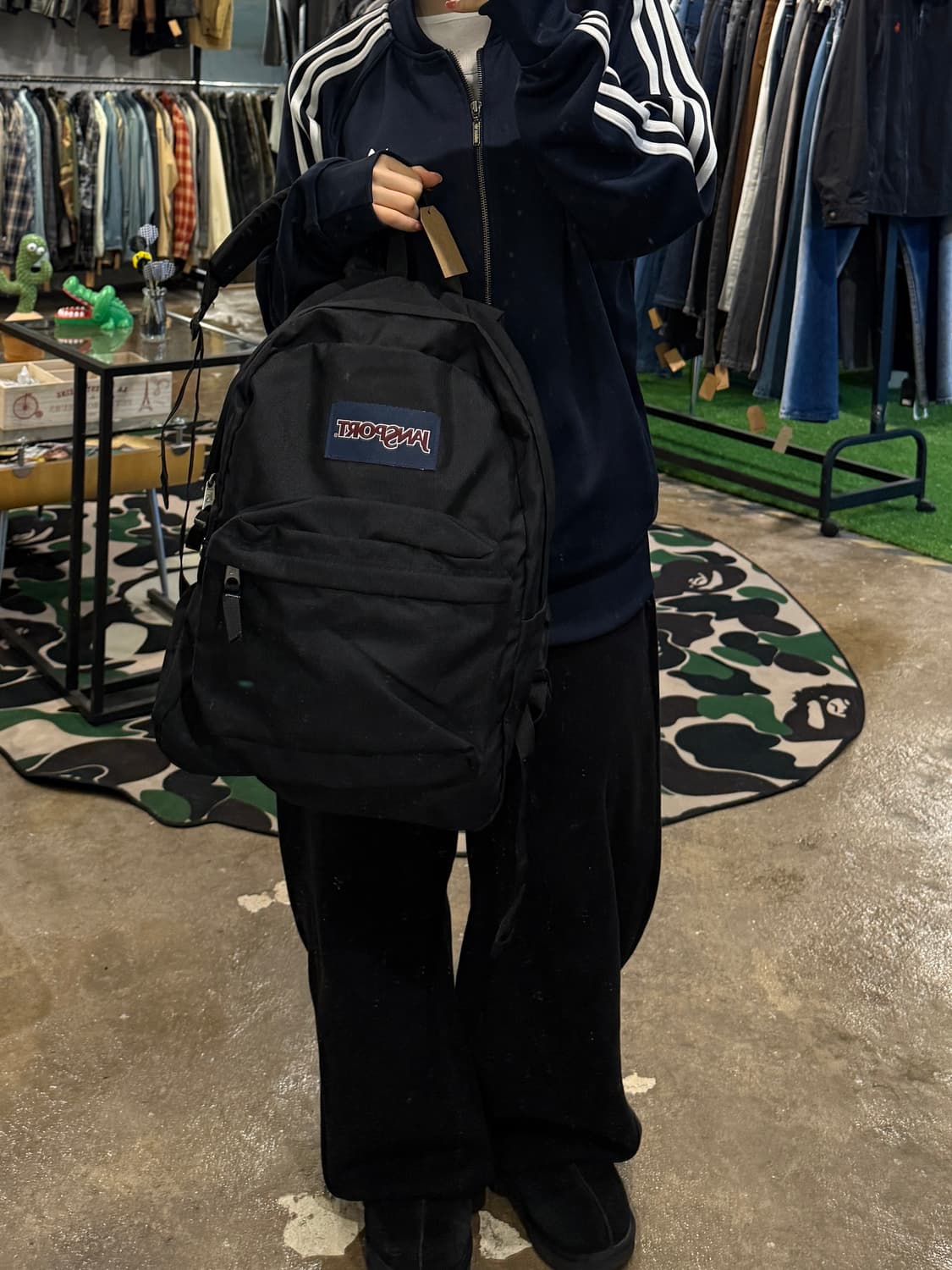 잔스포츠 백팩 블랙 상품이미지4