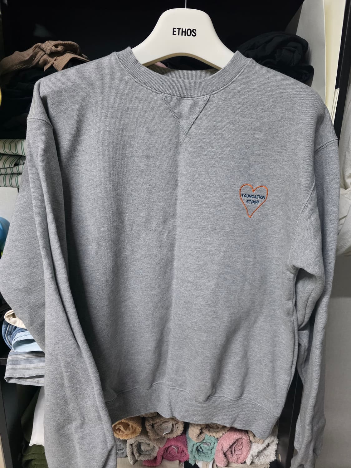 에토스 하트맨투맨 상품이미지1