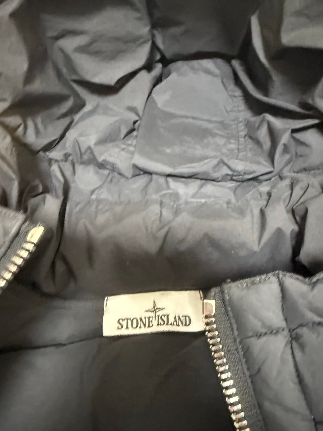 스톤아일랜드 심리스 패딩 m사이즈 상품이미지5