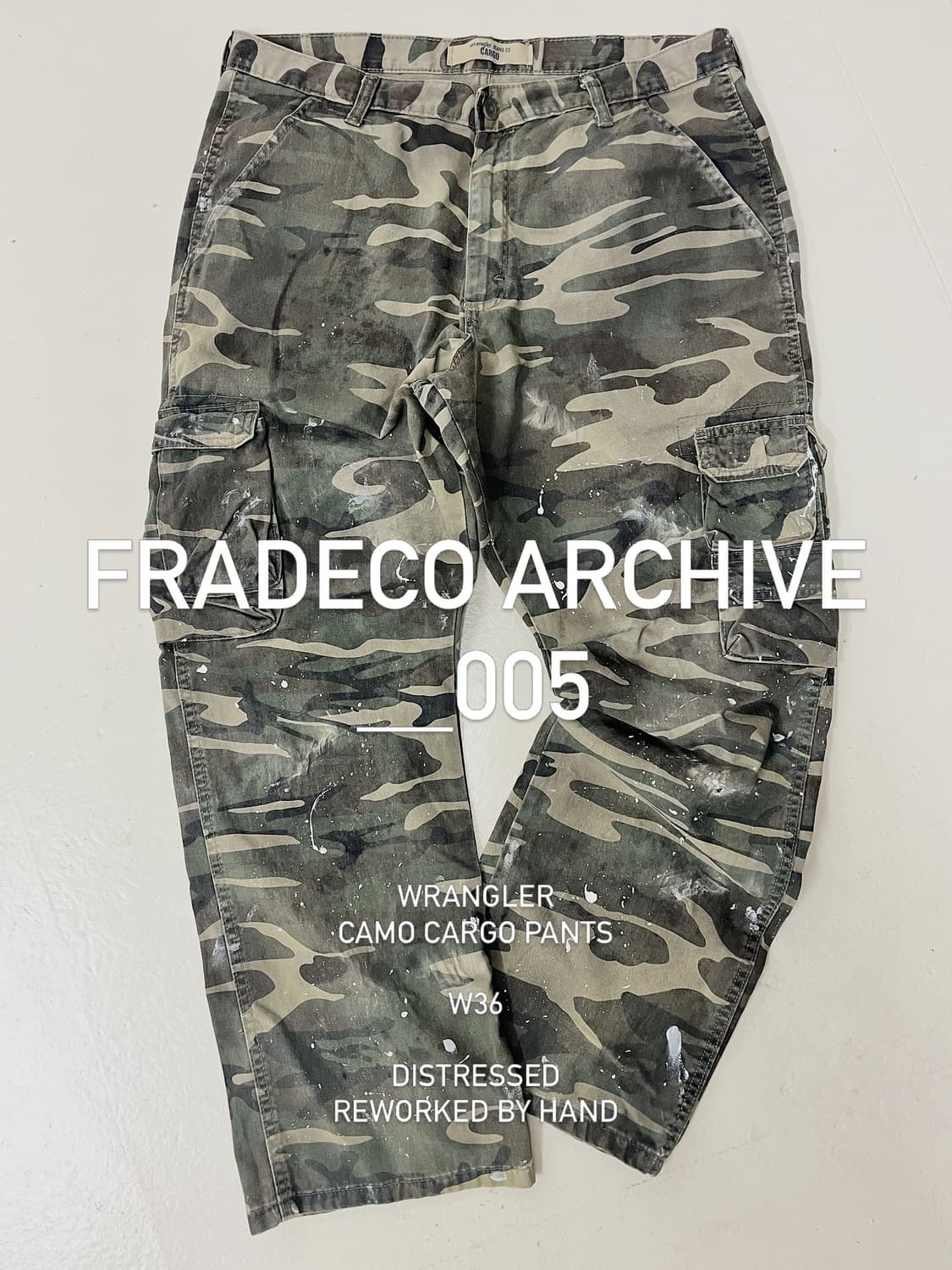 Wrangler Camo Cargo Pants 상품이미지1