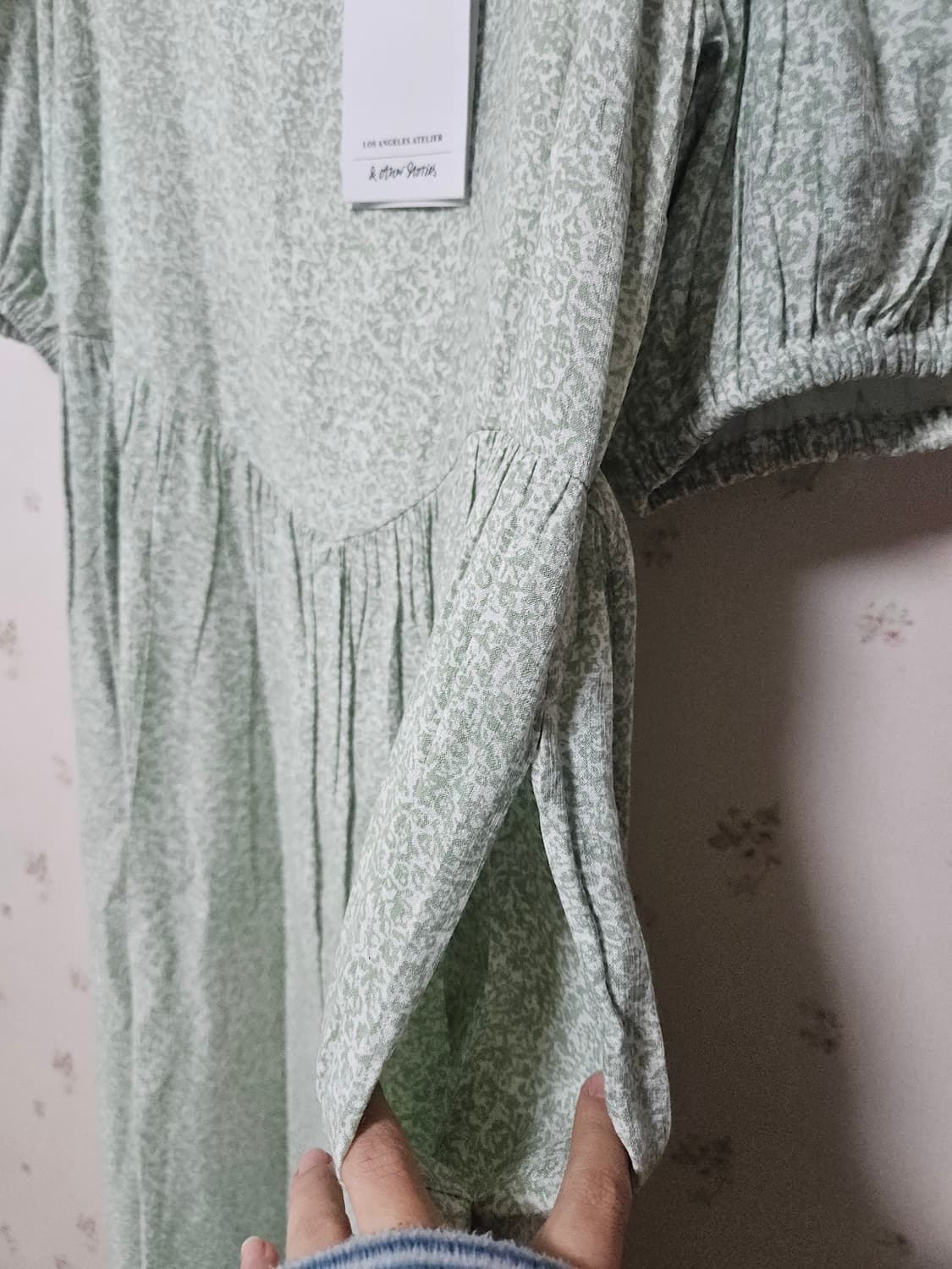 앤아더스토리즈 플로럴 롱 원피스 상품이미지3