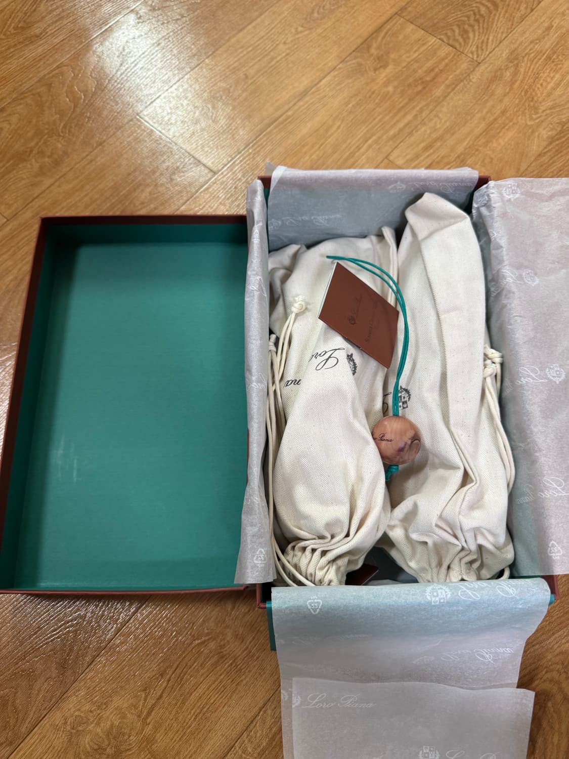 로로피아나 썸머 참 워크 샌드스톤 38.5 사이즈 상품이미지5