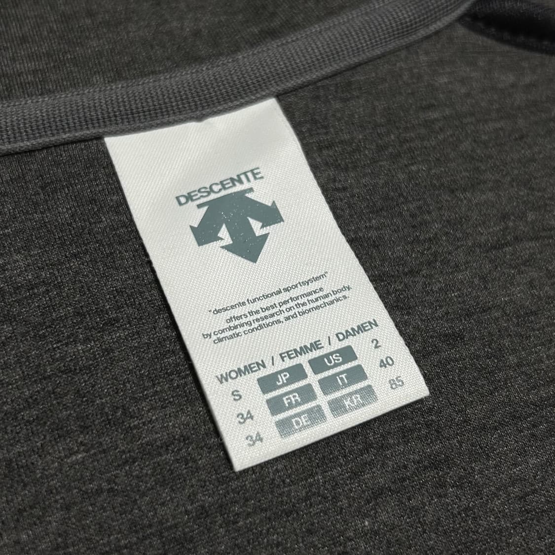 [S] Descente 데상트 우먼즈 챠콜 후드집업 자켓 상품이미지5