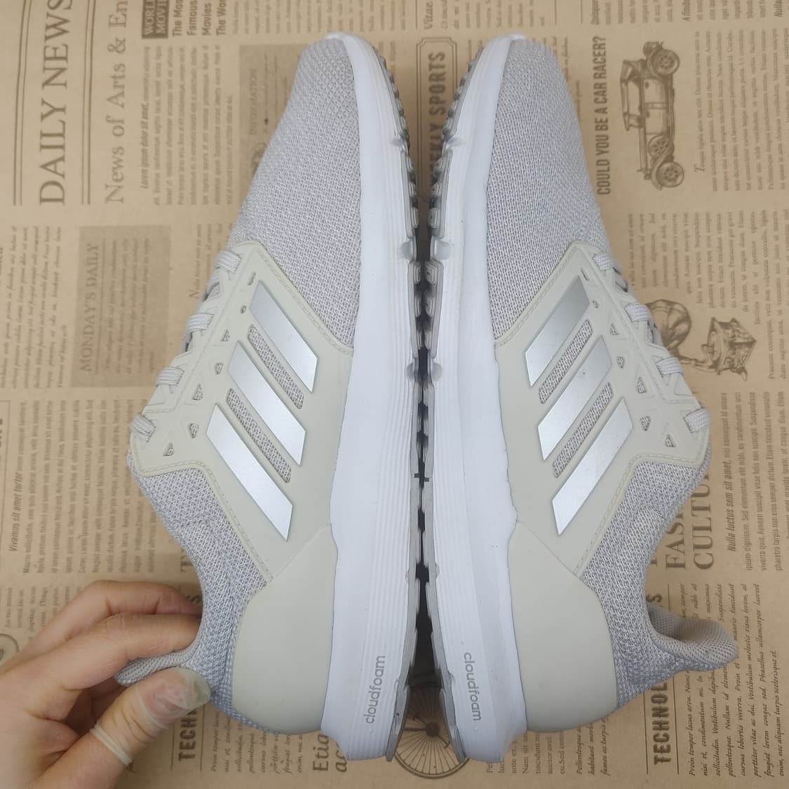 아디다스 솔릭스 여성운동화240 상품이미지5