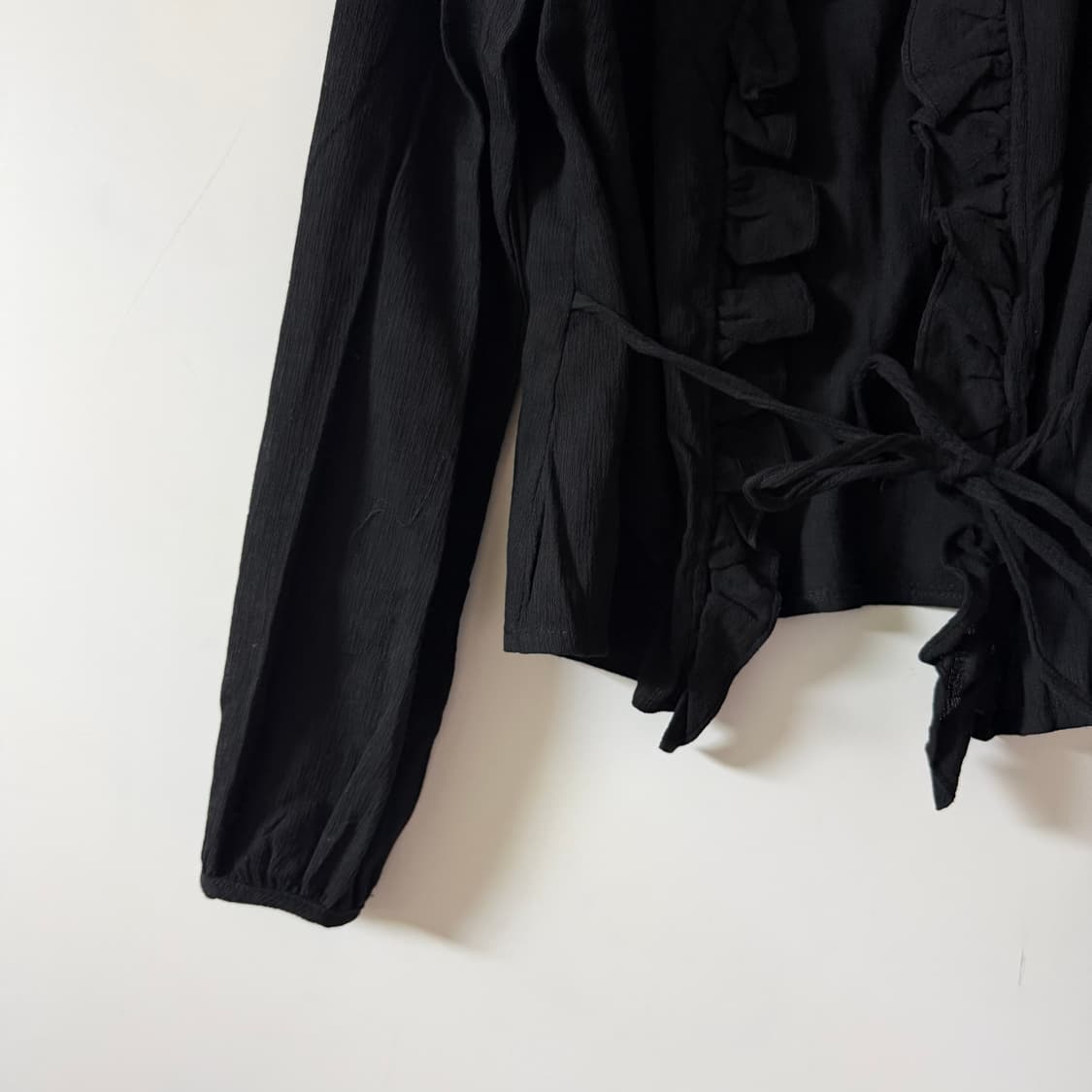 새상품 여자 프릴 블라우스 상품이미지2