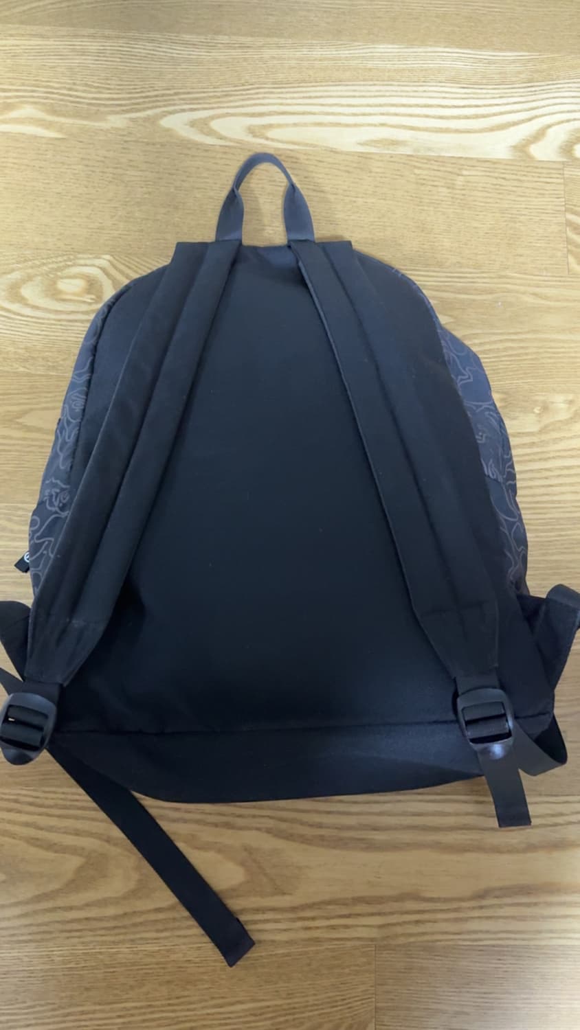 베이프 네온 카모 샤크 백팩  상품이미지3