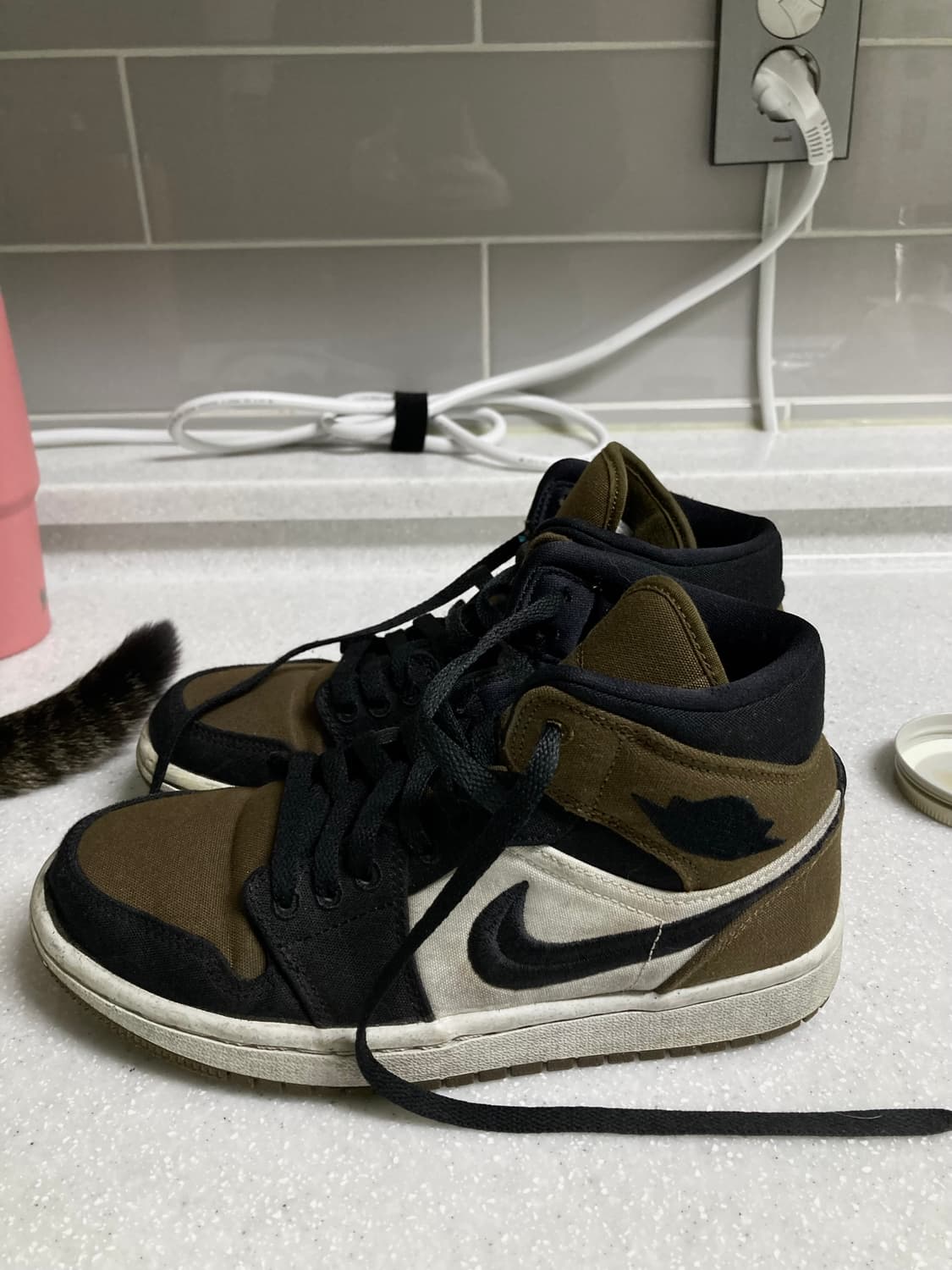 나이키 에어조던 1 미드 브라운 상품이미지2