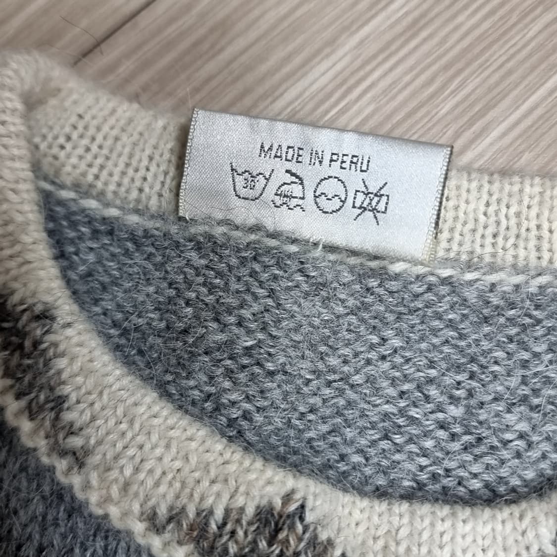 페루제Raffa 100프로 알파카 빈티지 패턴 니트 스웨터 그레이(실측) 상품이미지3