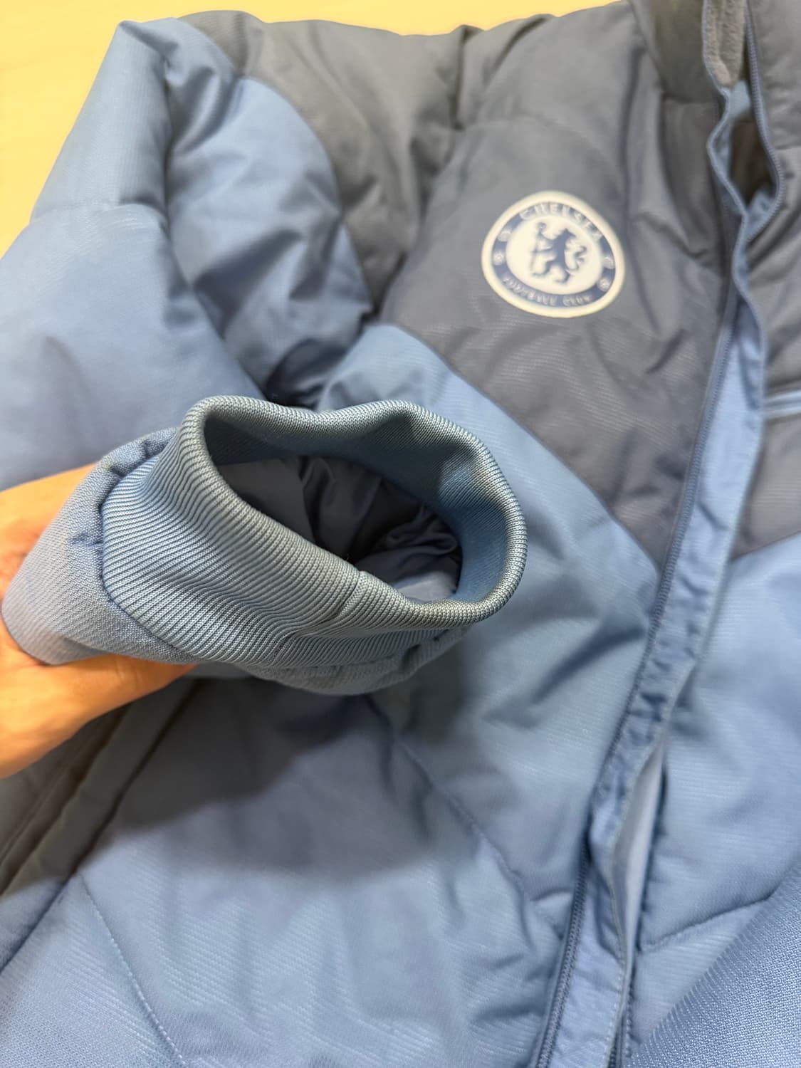 아디다스 첼시 빈티지 패딩 상품이미지3