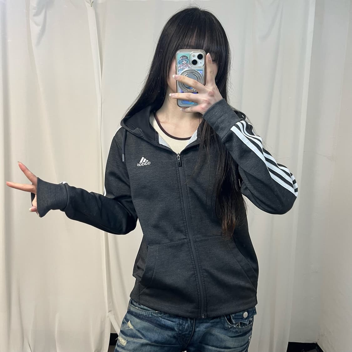 Adidas charcoal hooded jersey 상품이미지2