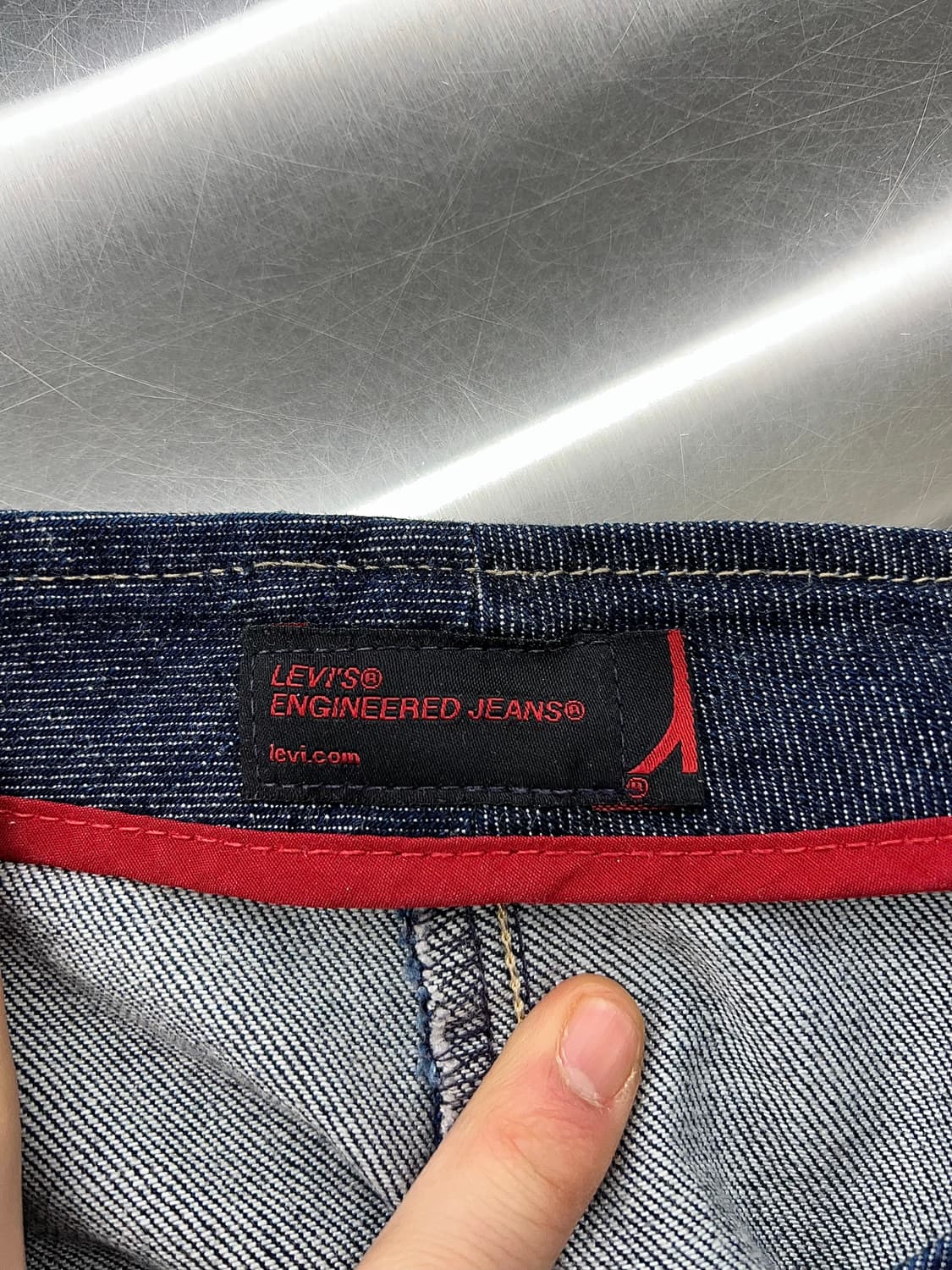 리바이스 엔지니어드 진스 진청 컷아웃 데님 스커트 상품이미지7