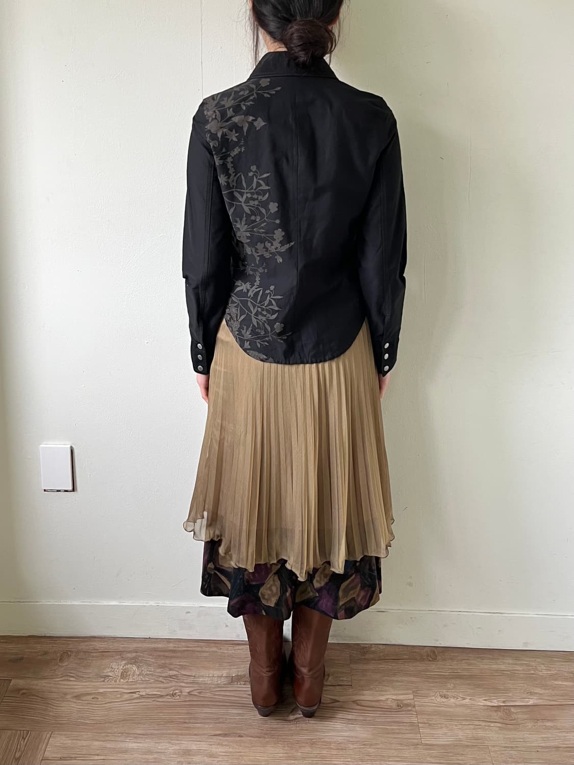 Miss chloe 아트 플라워 블랙 셔츠 자켓 상품이미지10