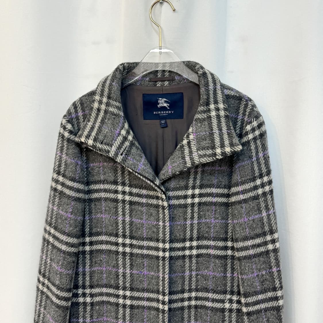 버버리 울 100% 그레이 노바체크 하이넥 롱 코트 상품이미지3