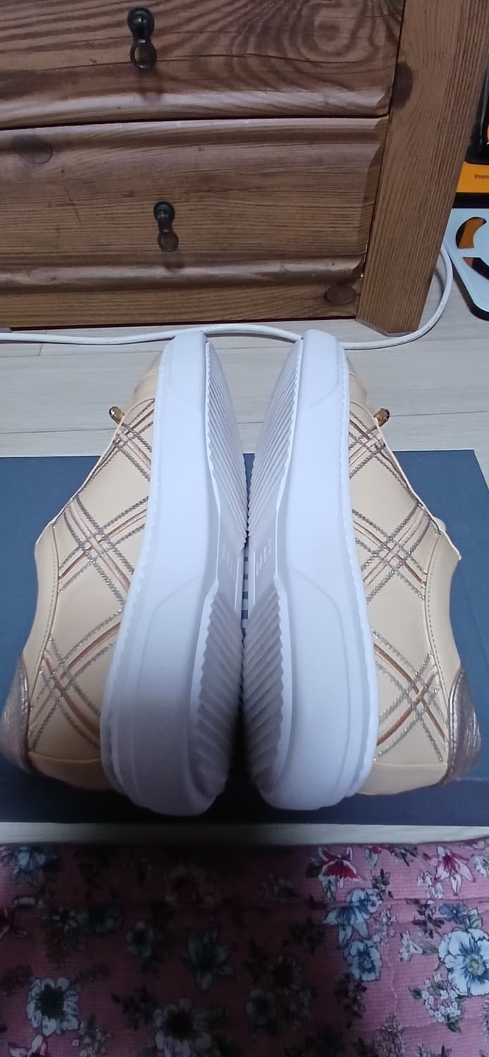 닥스 스니커즈(240mm) 상품이미지9