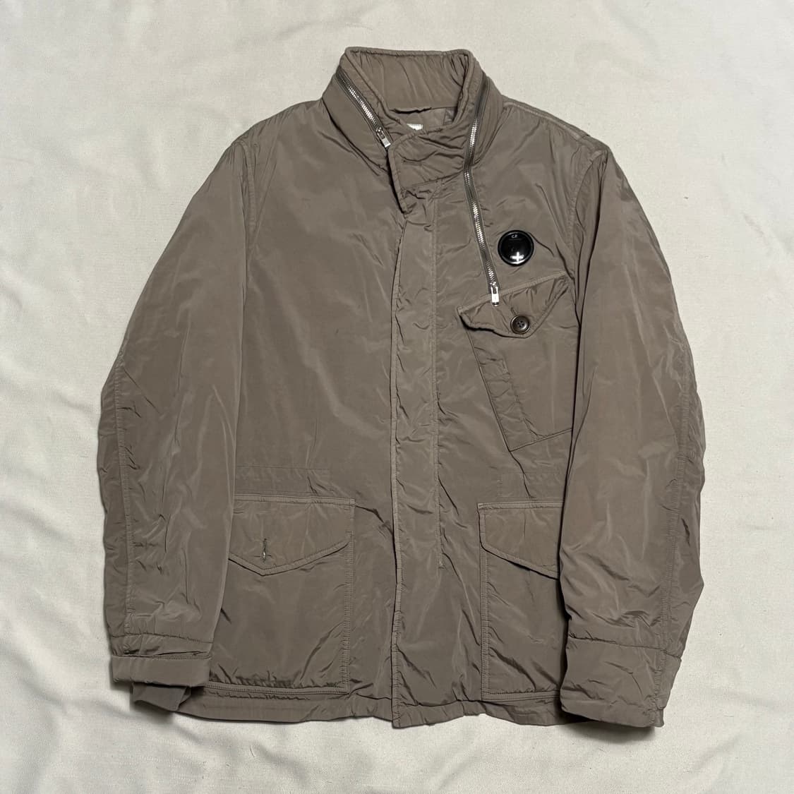 105 씨피컴퍼니 NYCRA 스트레치 나일론 쉘 자켓. 상품이미지2