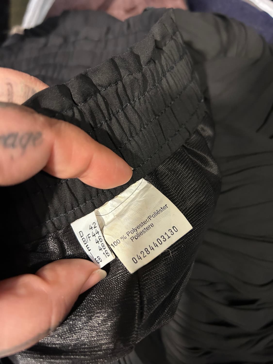 09. Black crinkle fleats Skirt 상품이미지3