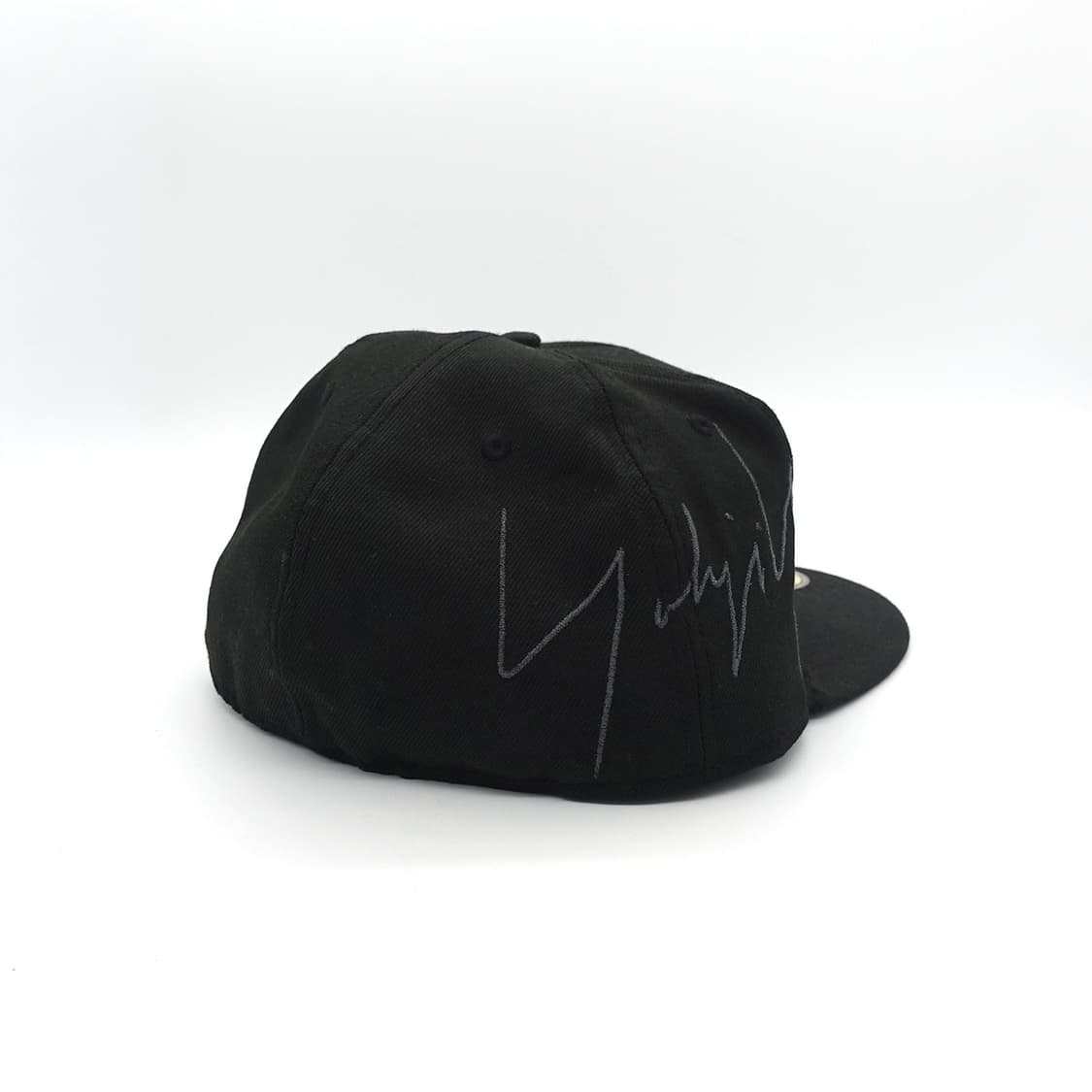 YOHJIYAMAMOTO 요지야마모토 뉴에라 사이드 빅로고 자수 모자 상품이미지3