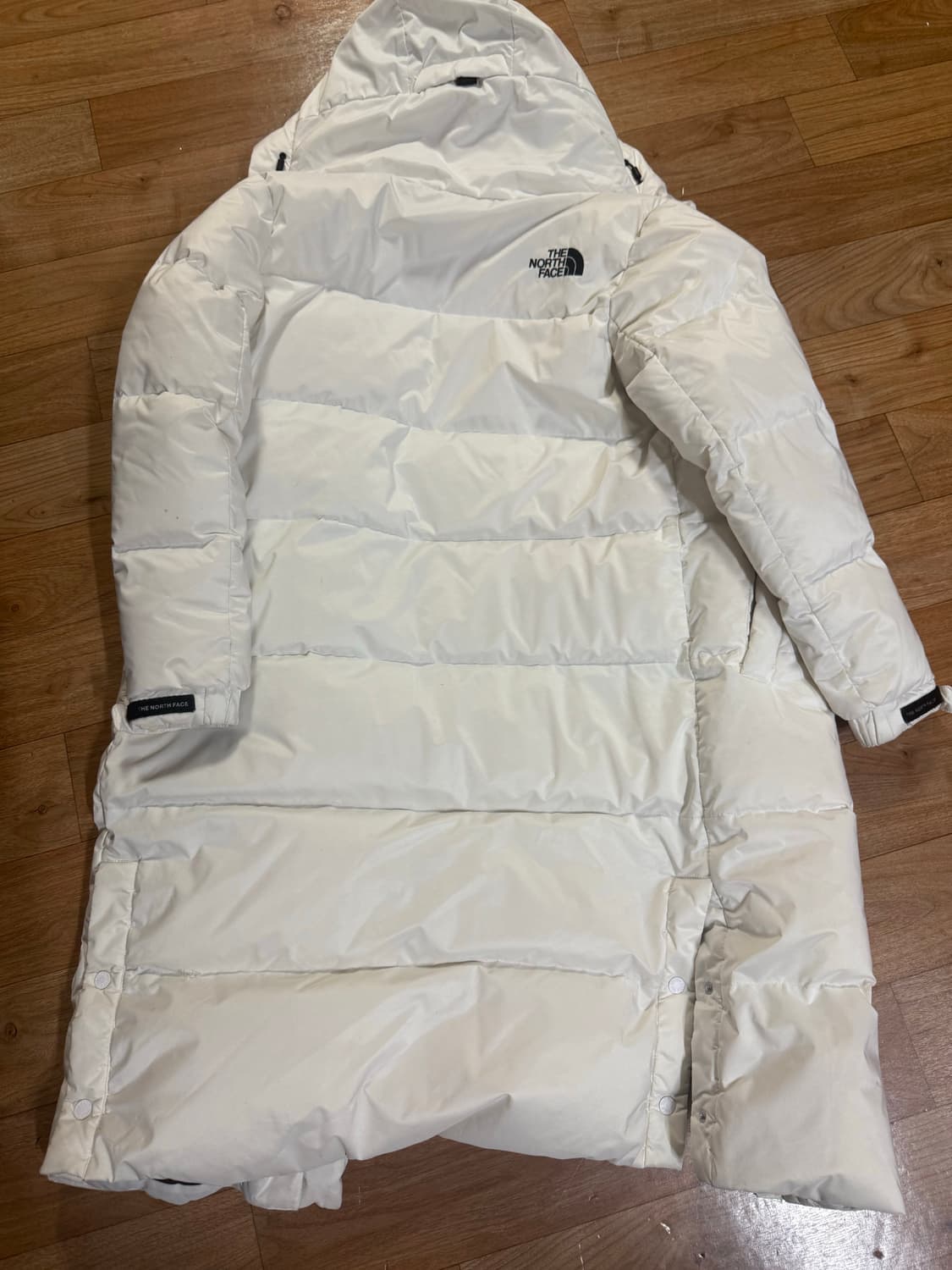 노스페이스 화이트 롱패딩 상품이미지4