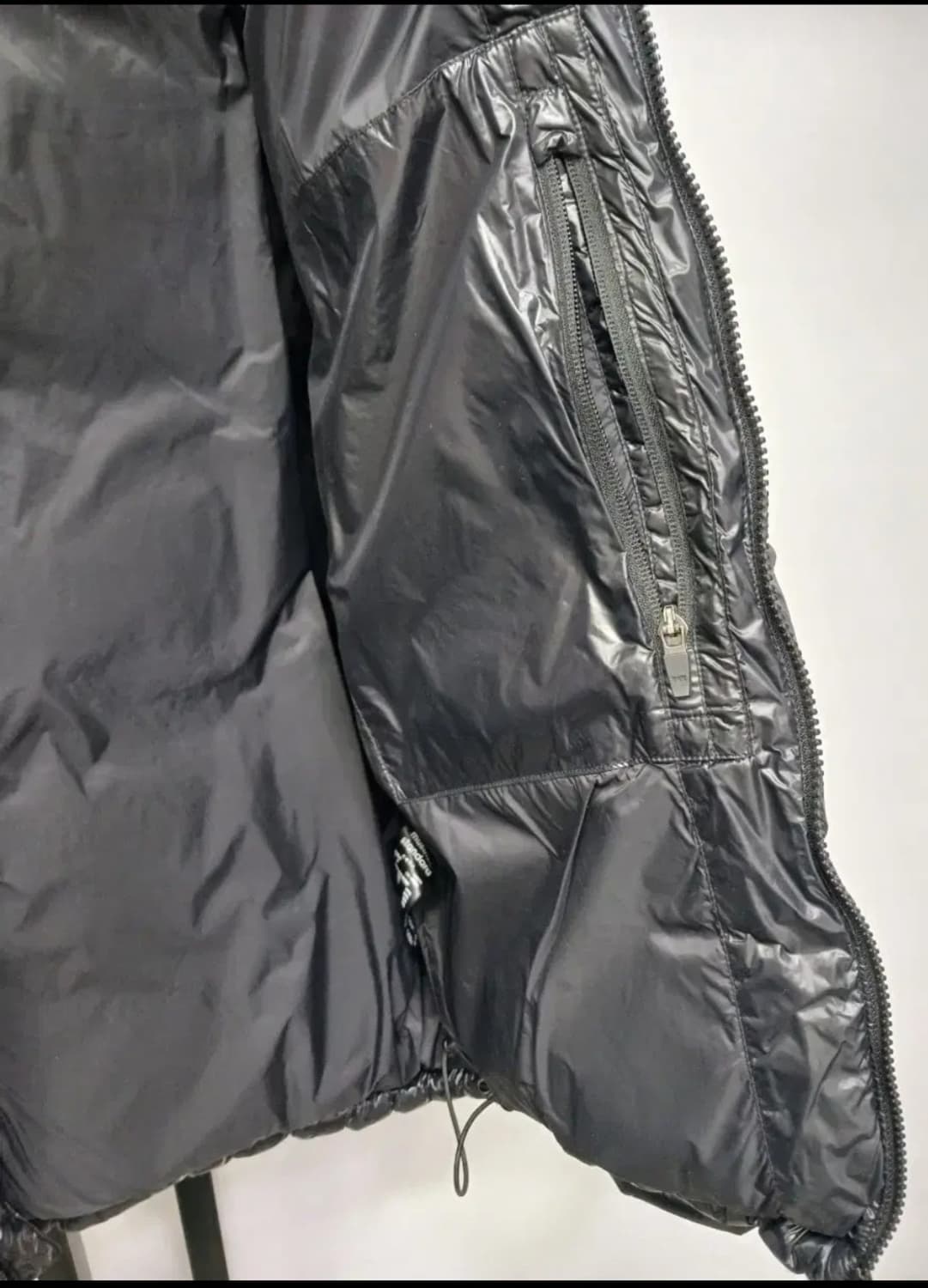 무신사 스탠다드 글로시더블랙 덕다운XL 상품이미지4