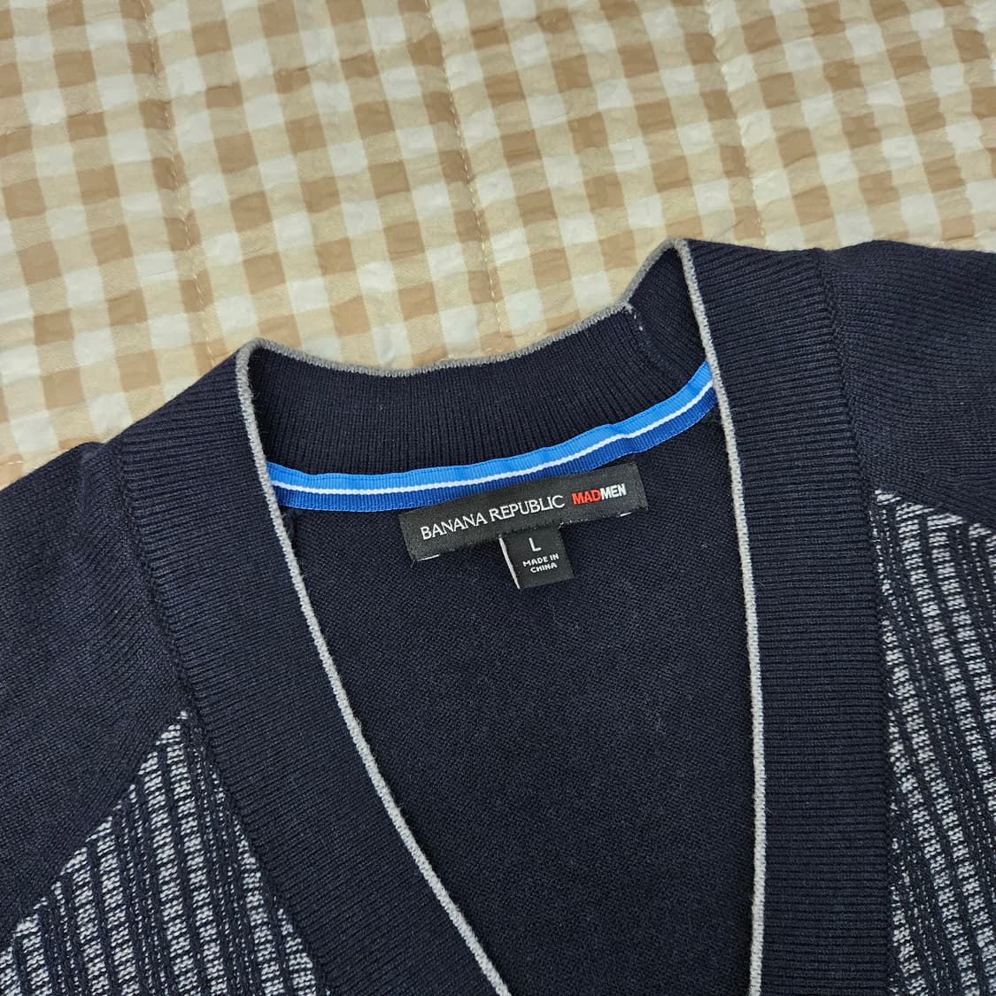 바나나리퍼블릭 면니트 브이넥 가디건 남자100 상품이미지2