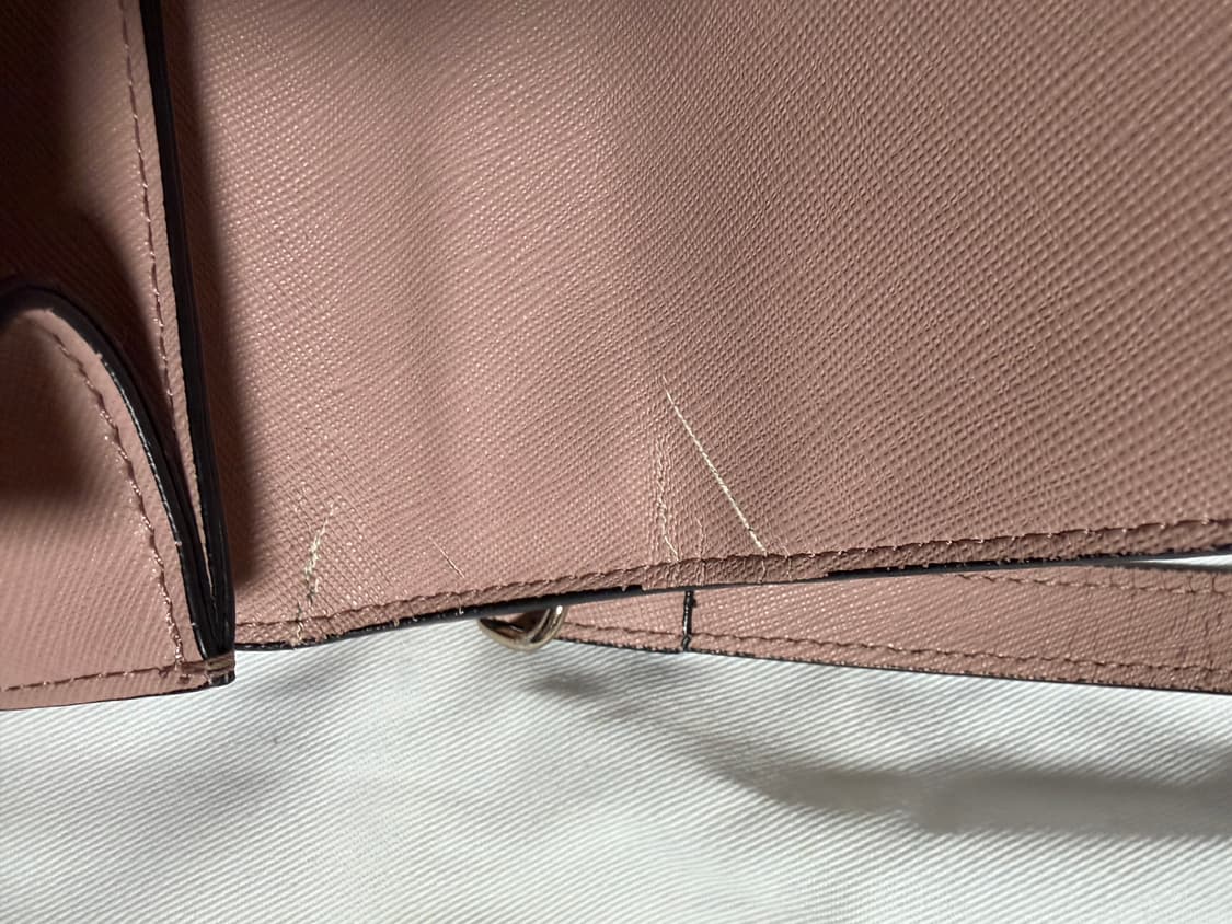 비비안웨스트우드 핑크 체인 크로스백 상품이미지3