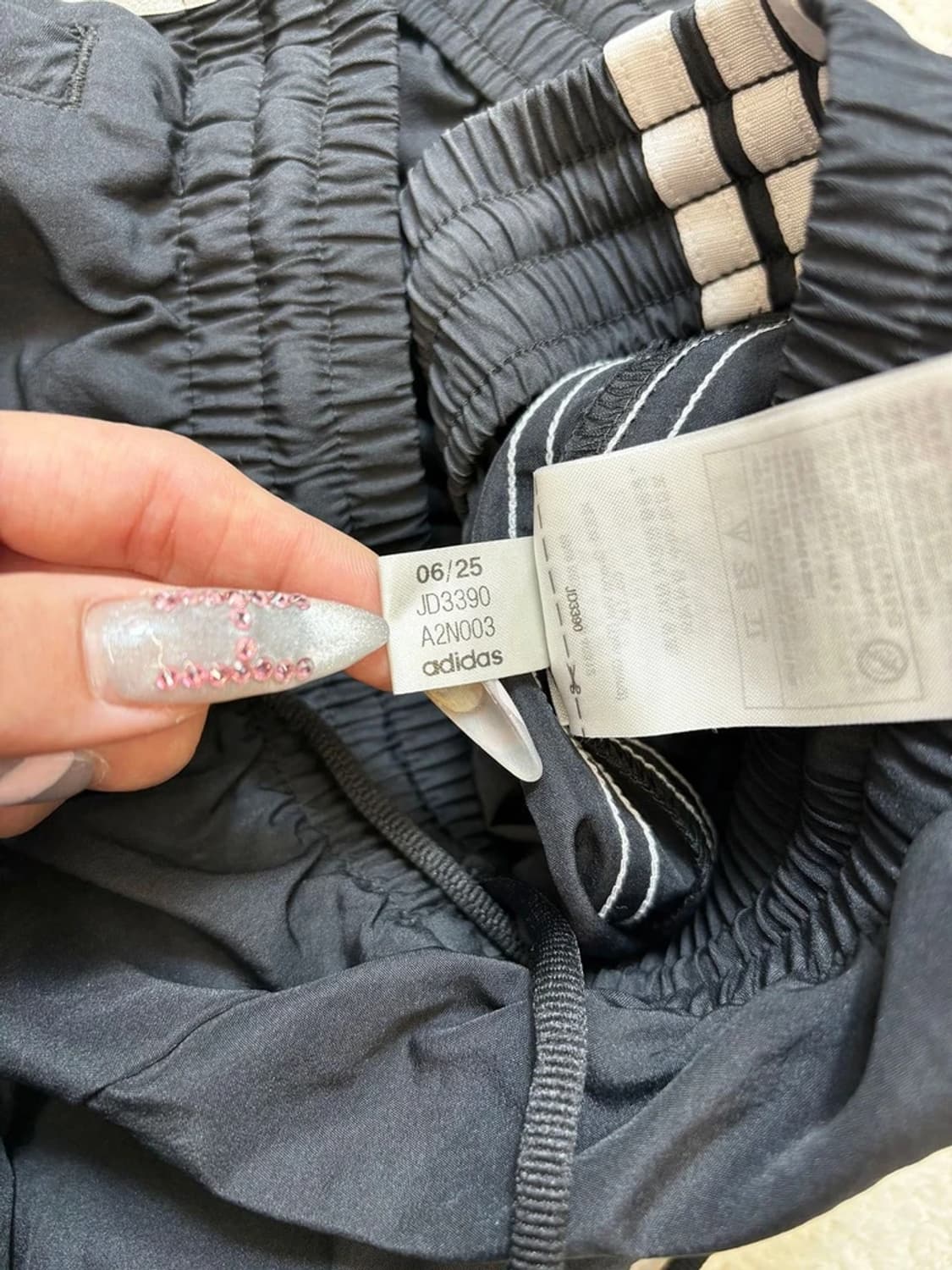 아디다스 25ss 오버사이즈 퍼티그 트랙 팬츠 pn6156 상품이미지7