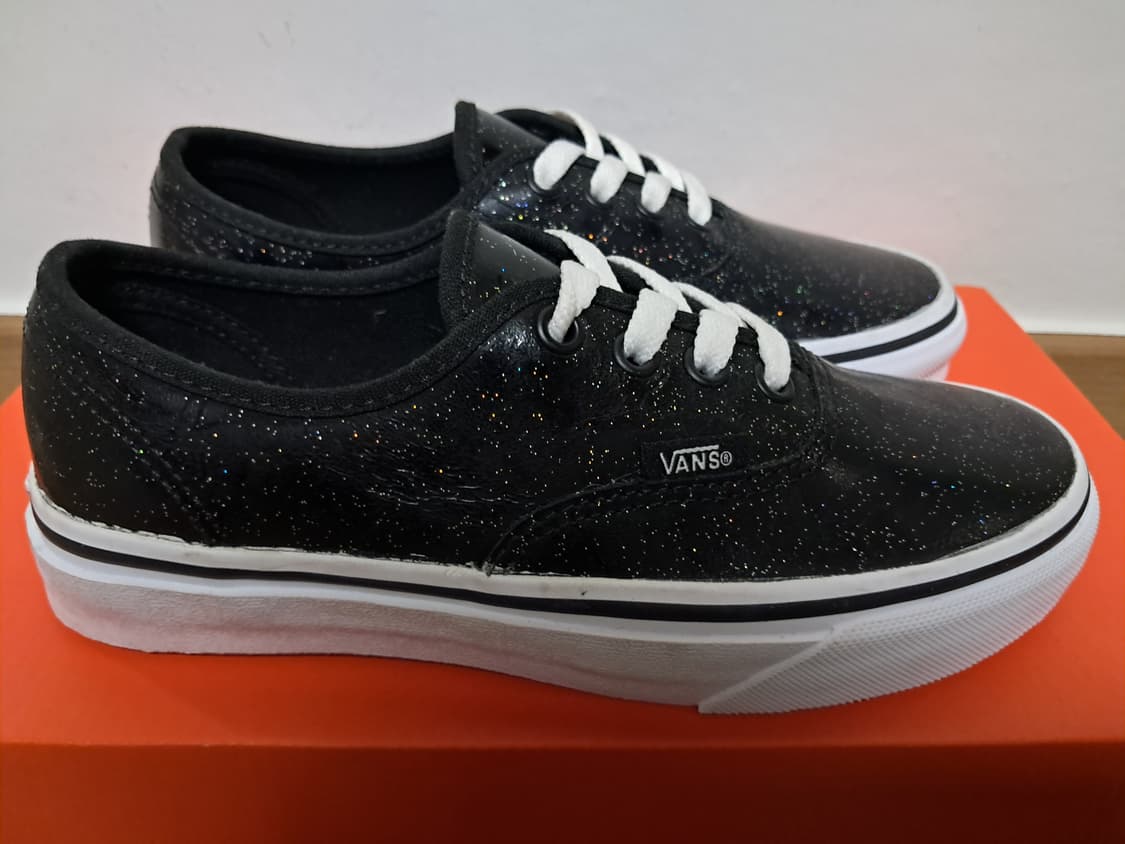 반스 스니커즈 220 상품이미지1