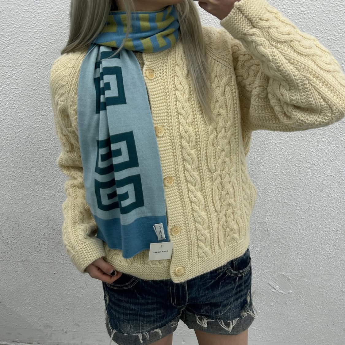 지방시 멀티 배색 로고 머플러 상품이미지1