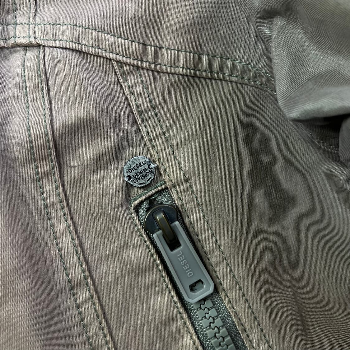 W95 디젤 90s 유광 세틴 사파리자켓 상품이미지3